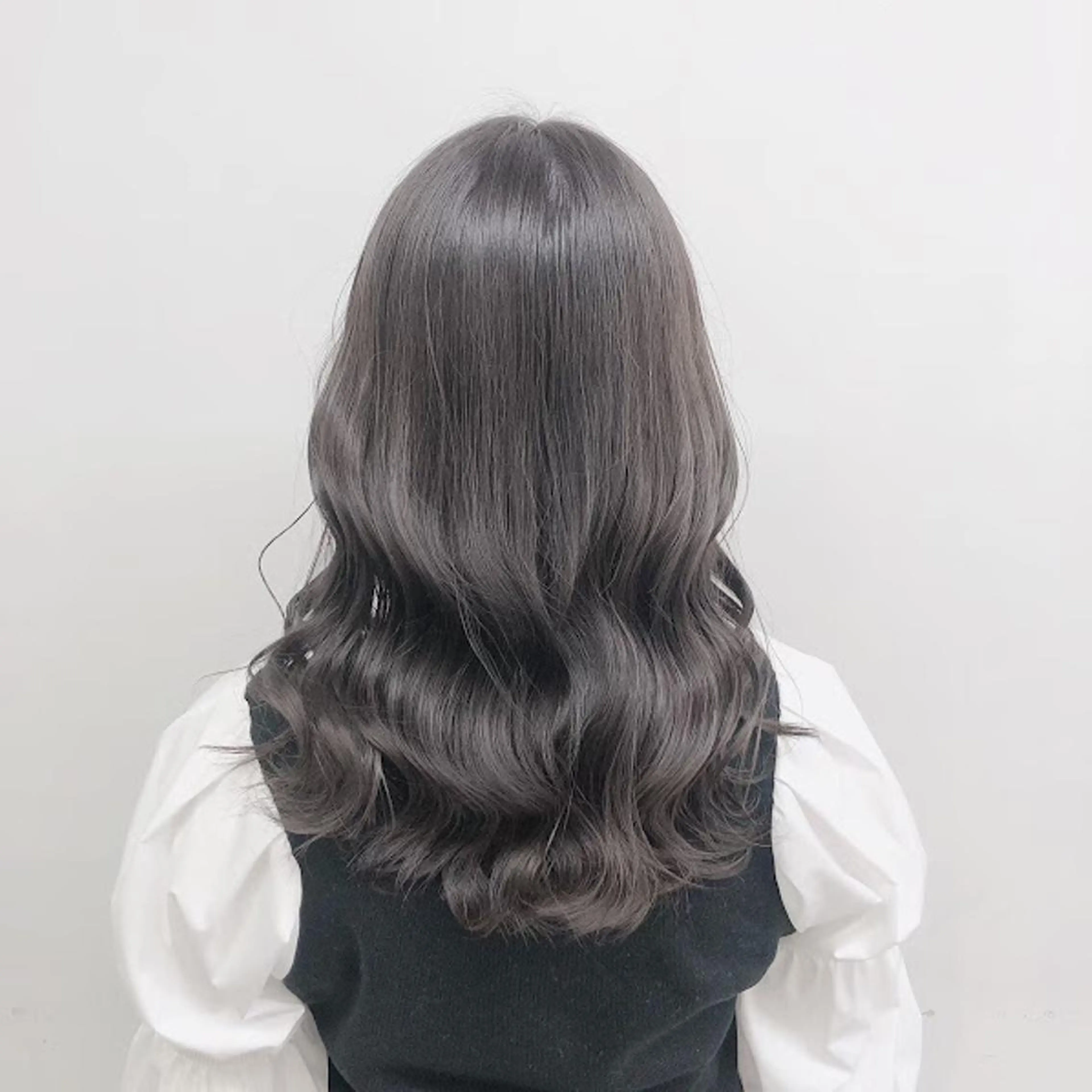 カラー 🤍THEATER 【公式】札幌🤍🍬のヘアスタイル