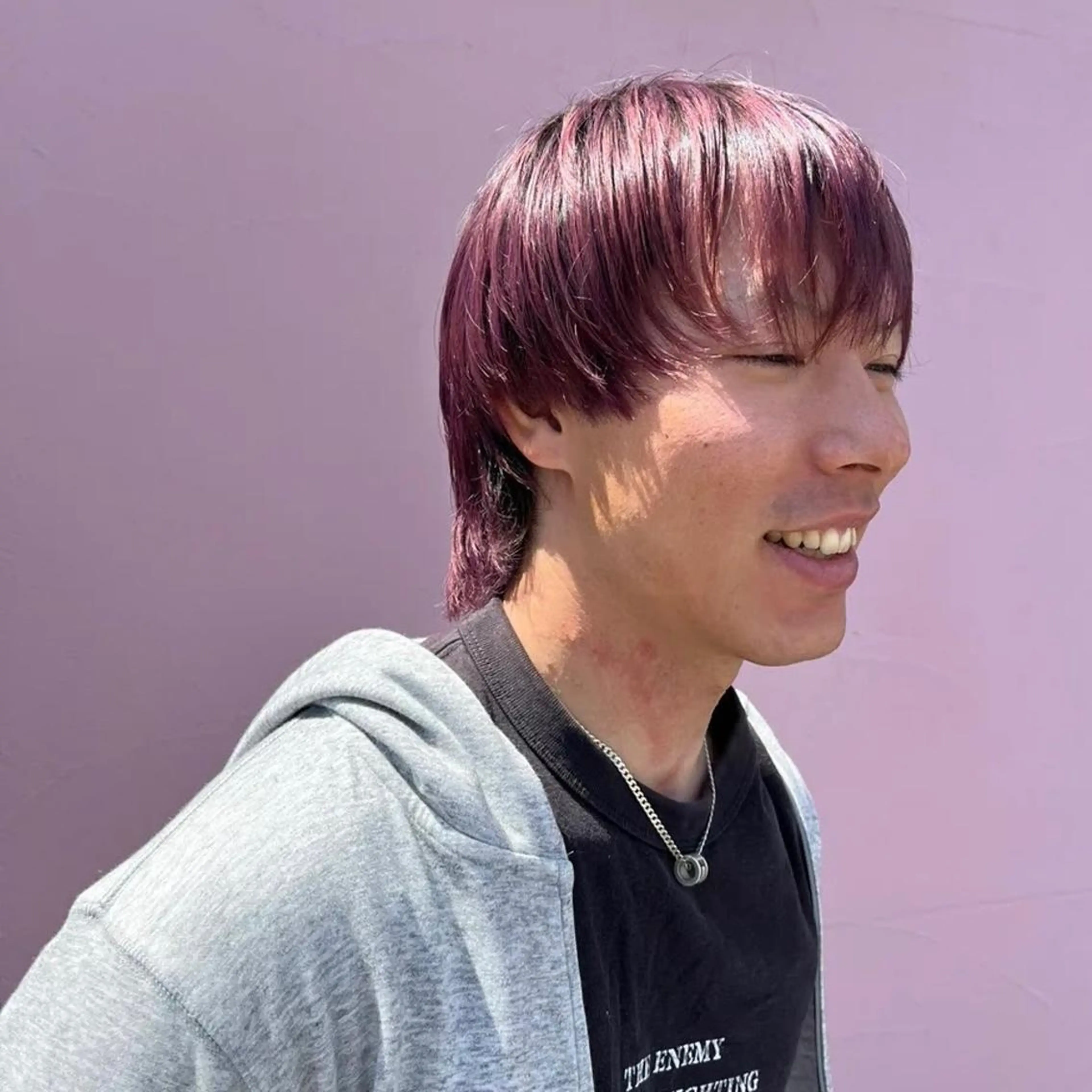 ショート カラー メンズ メンズウルフカット パープルカラー ウルフカット ♡ナナコ♡ レイヤー/艶髪のヘアスタイル