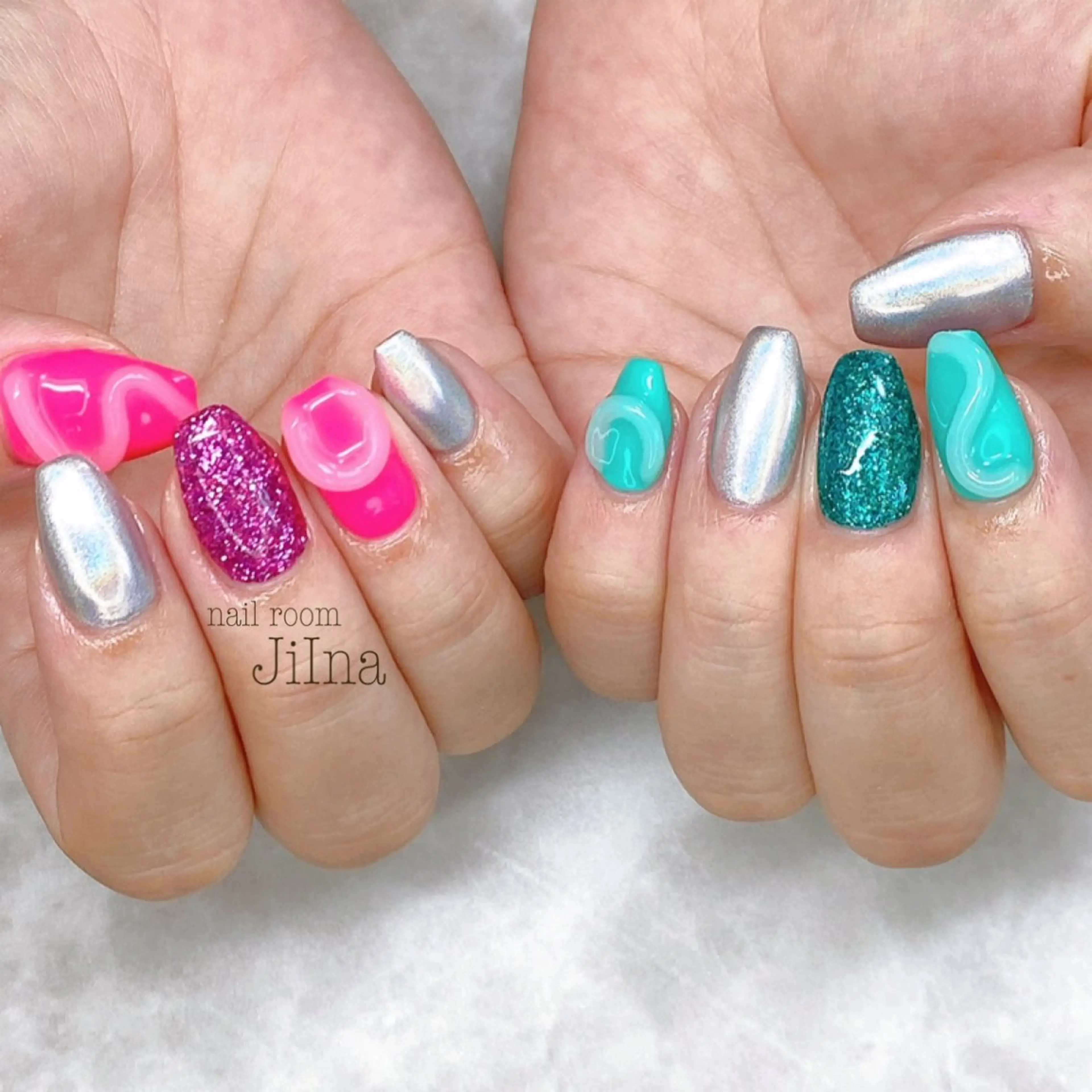 ネイル 持ち込み JiIna nailのネイルデザイン