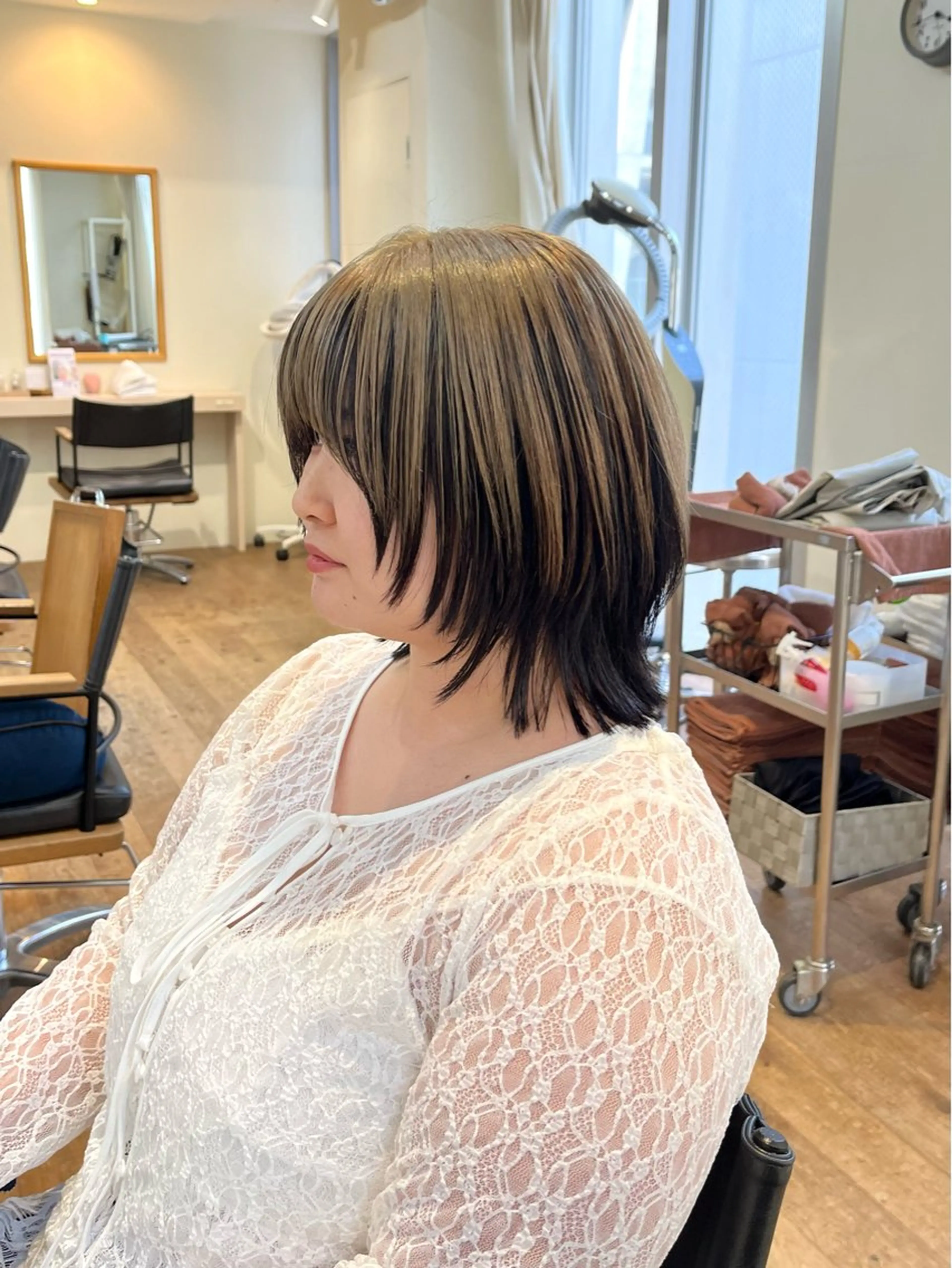 ショート カラー ベージュカラー デザインカラー レイヤーカット ウルフカット ウルフレイヤー カット ヘアカラー sana /レイヤー/ショートのヘアスタイル