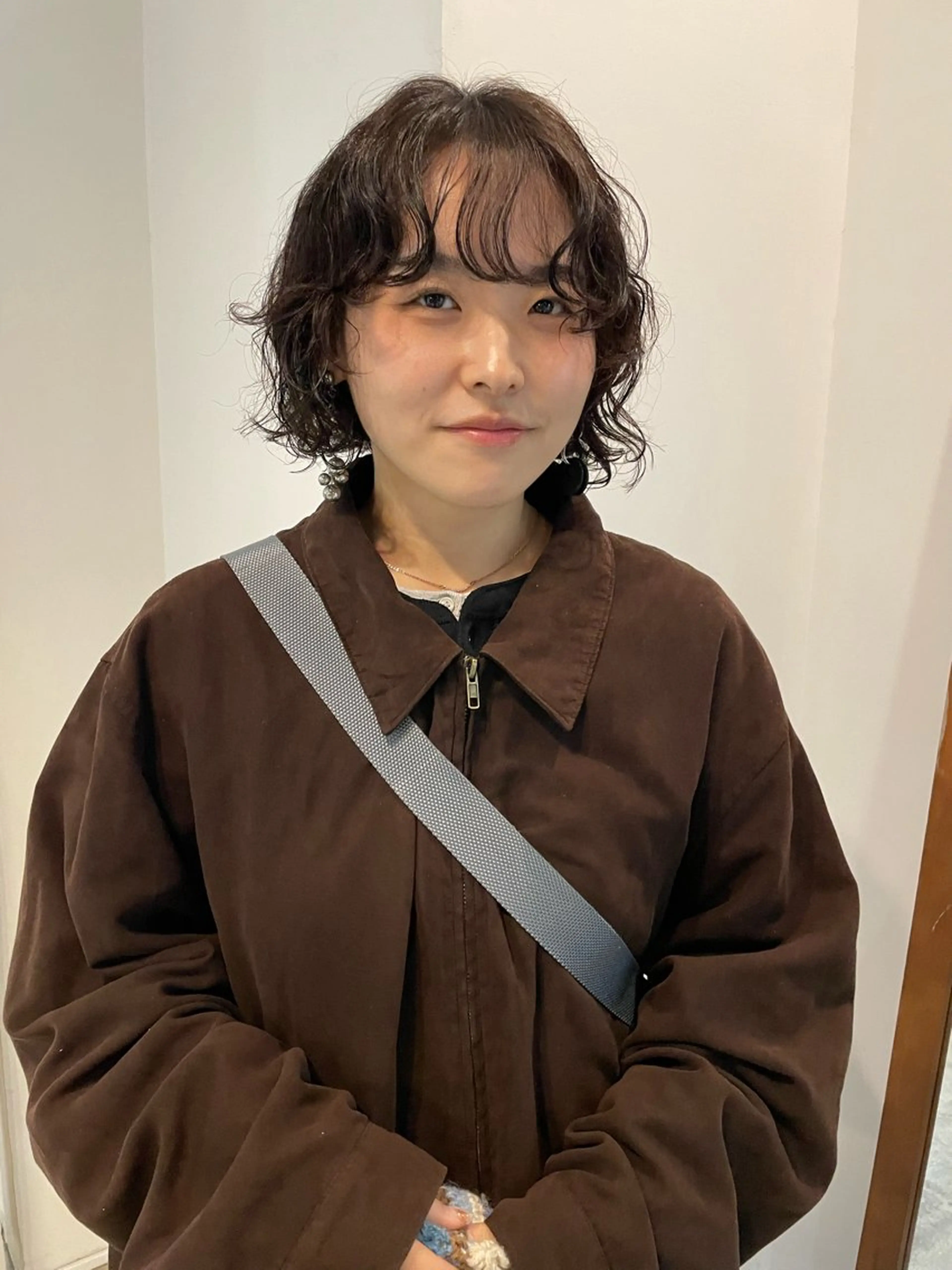 ショート ボブ カット パーマ 熊崎 葵のヘアスタイル