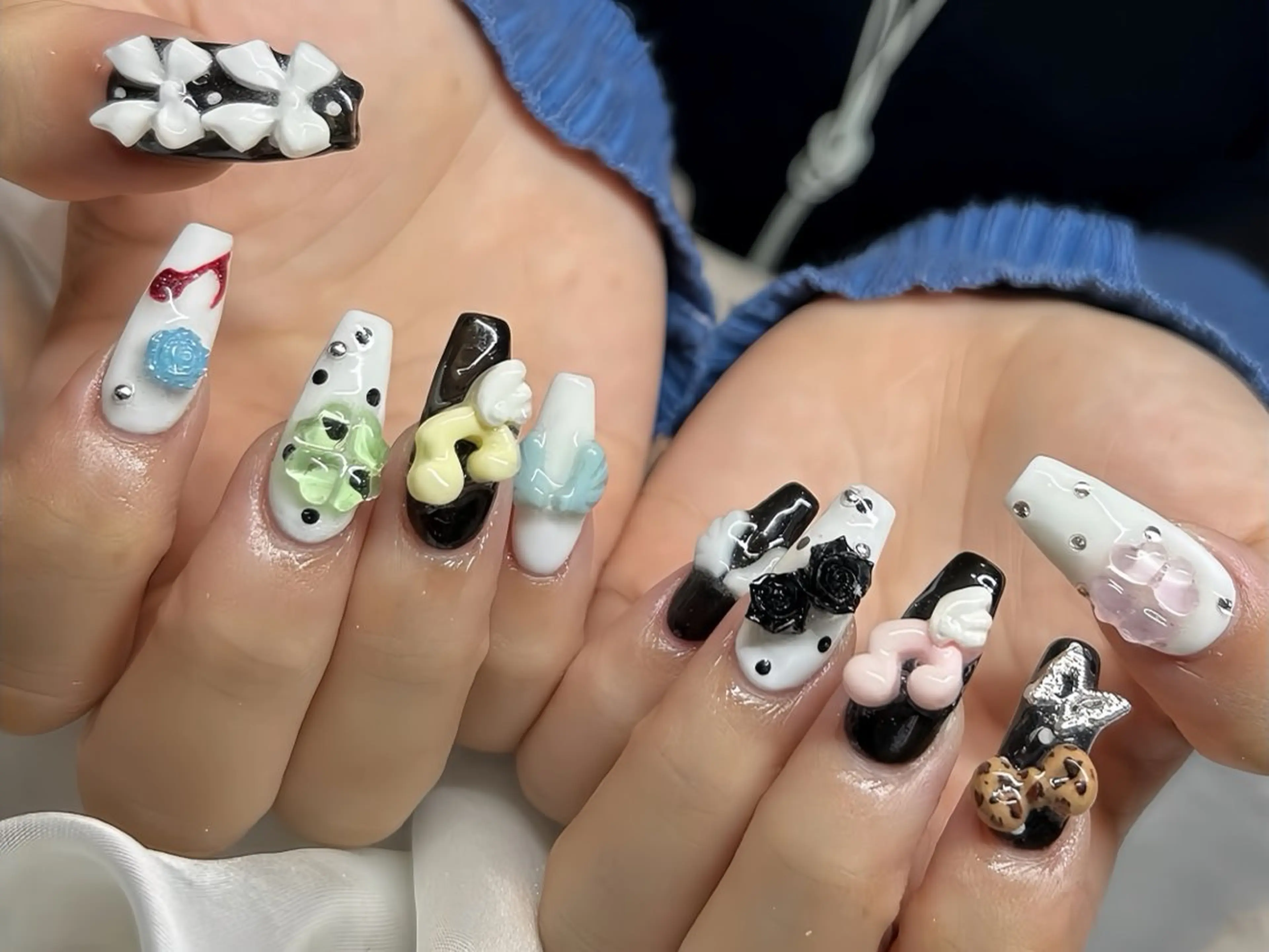 ネイル アートネイル ハロウィン ロングネイル スカルプネイル ネイルチップ Rin Nail 新大久保店のネイルデザイン