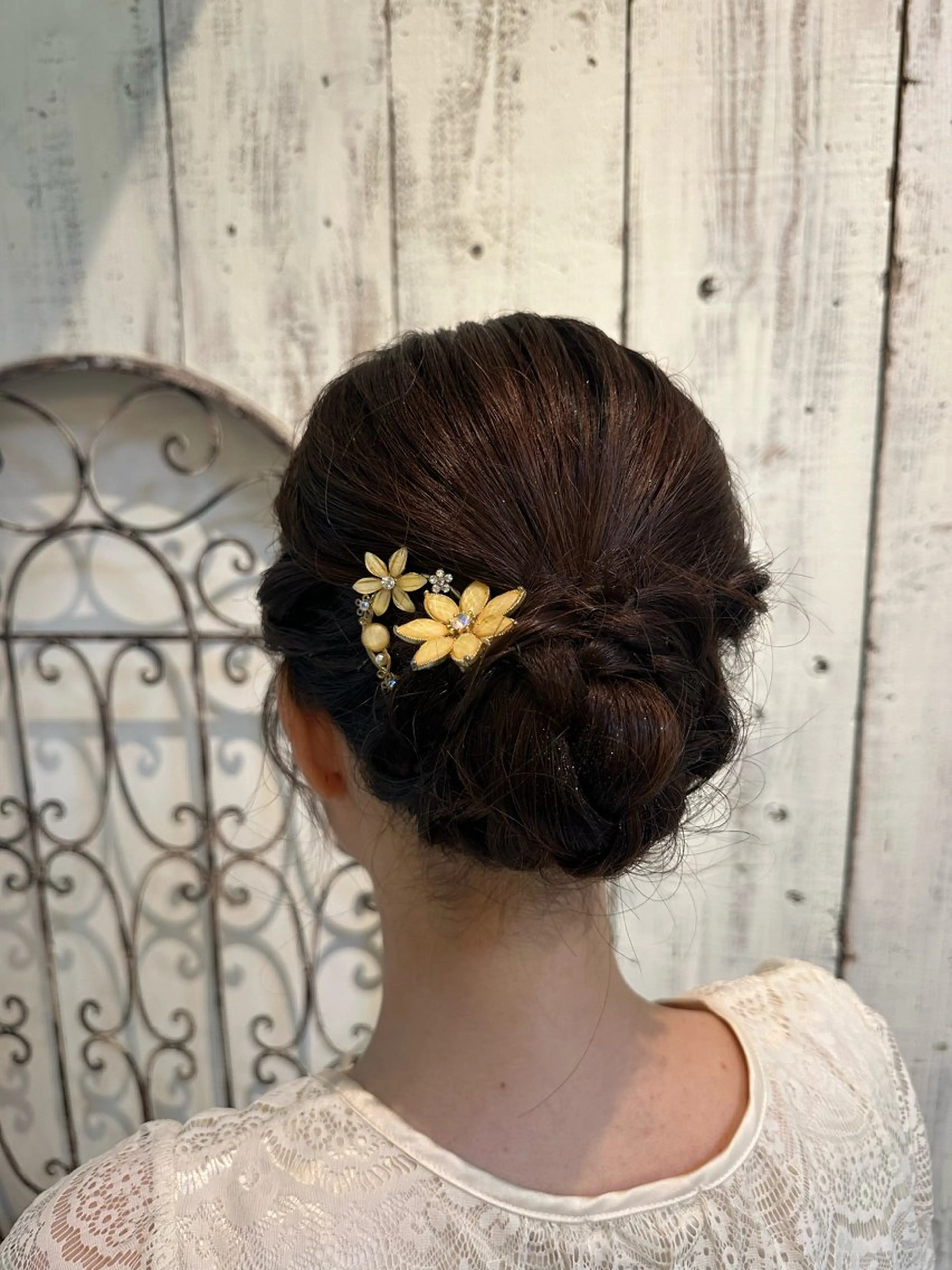 ミディアム ヘアアレンジ 結婚式・ブライダル ハイライト 髪質改善 韓国風ヘア レイヤーカット ヘアセット アダチ ホノカのヘアスタイル