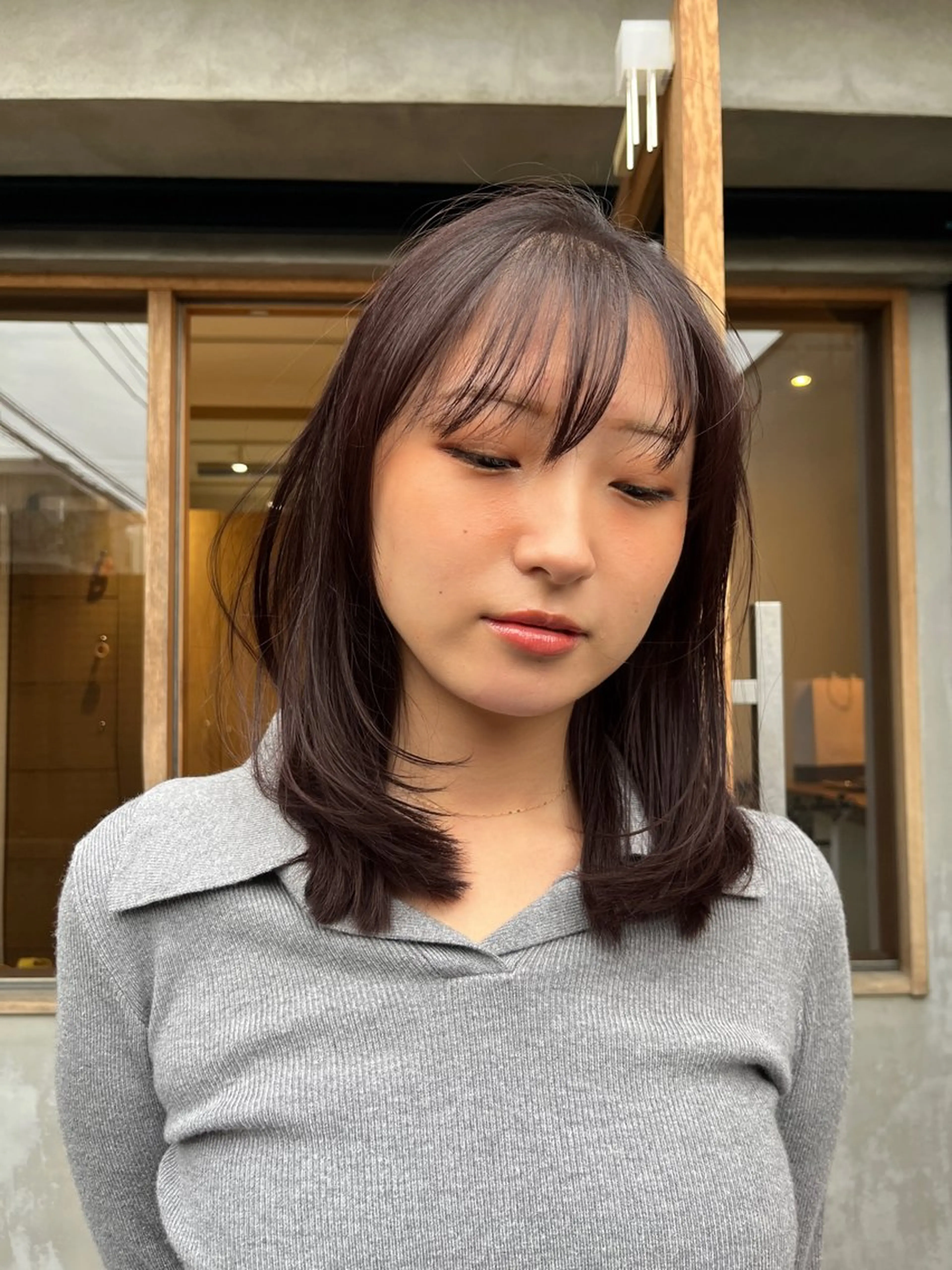 ミディアム カラー ミディアムレイヤー レイヤーカット カット ヘアカラー YUI／レイヤー カット/透明感カラーのヘアスタイル