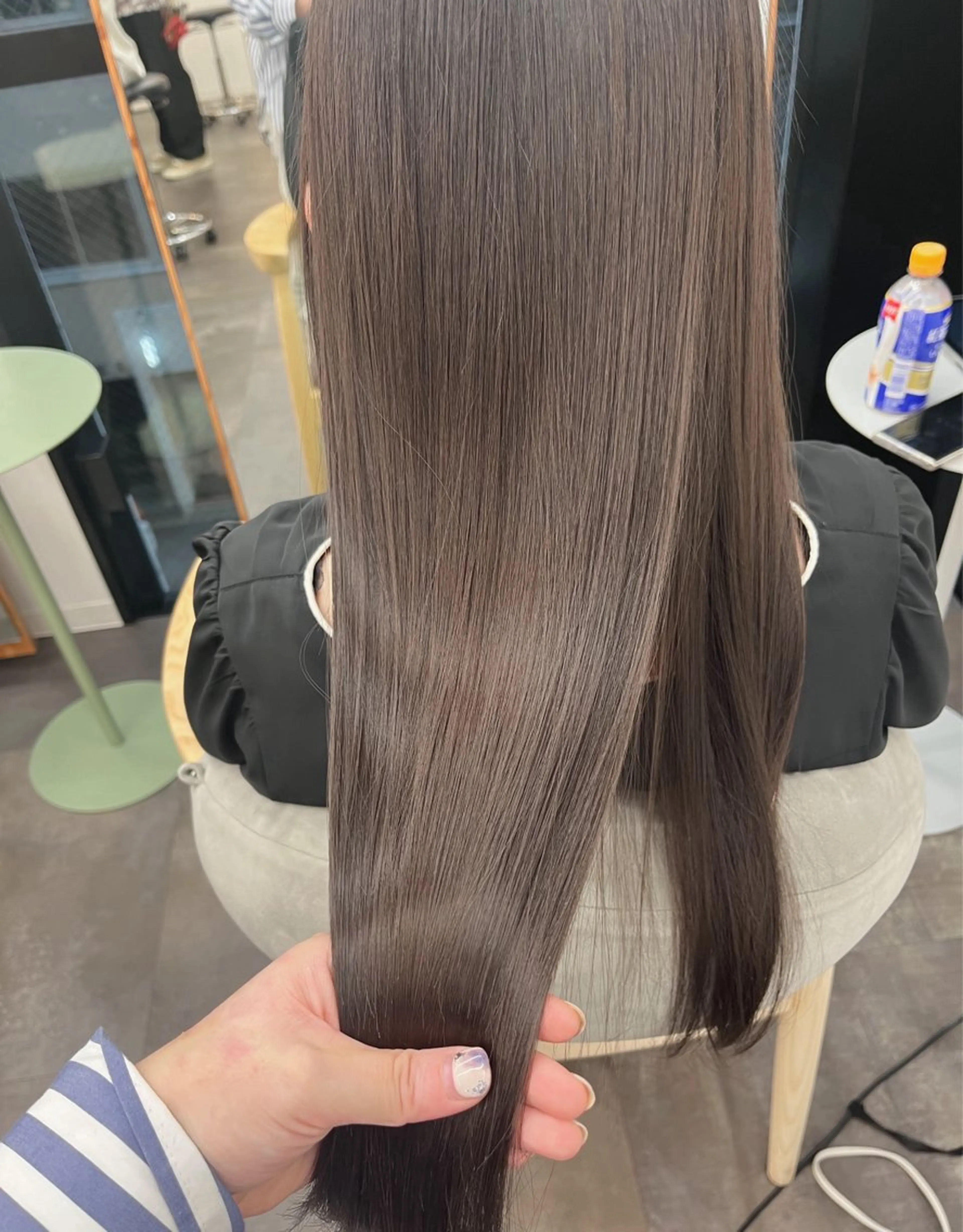 ロング カラー 透明感カラー 髪質改善 トリートメント mai🐷髪質改善 🖤透ける暗髪🖤のヘアスタイル