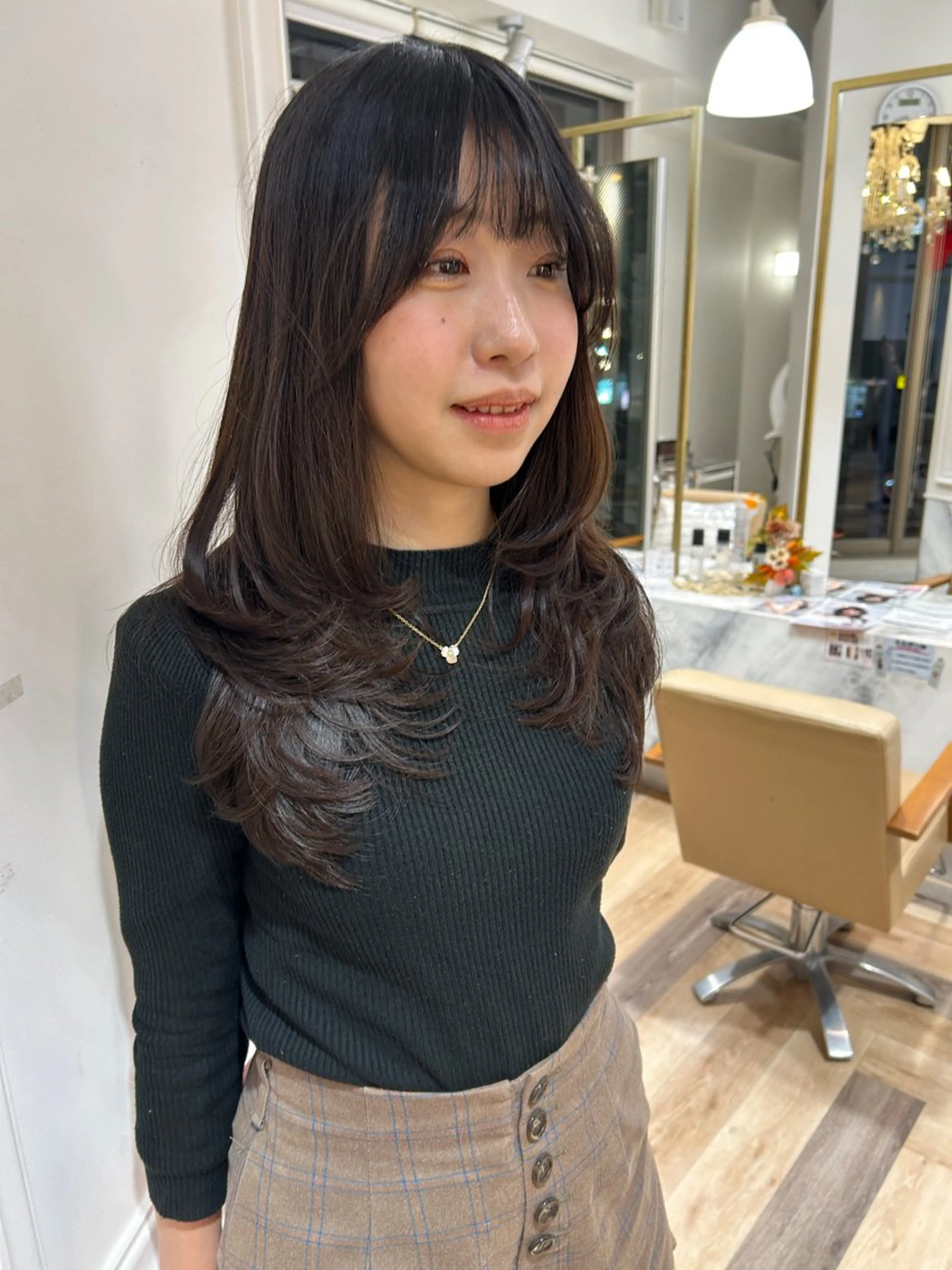 ロング カラー 透明感カラー ハッシュカット 韓国風ヘア レイヤーカット 小顔カット カット 野田阪神/レイヤー/ ハイライト/yuuのヘアスタイル