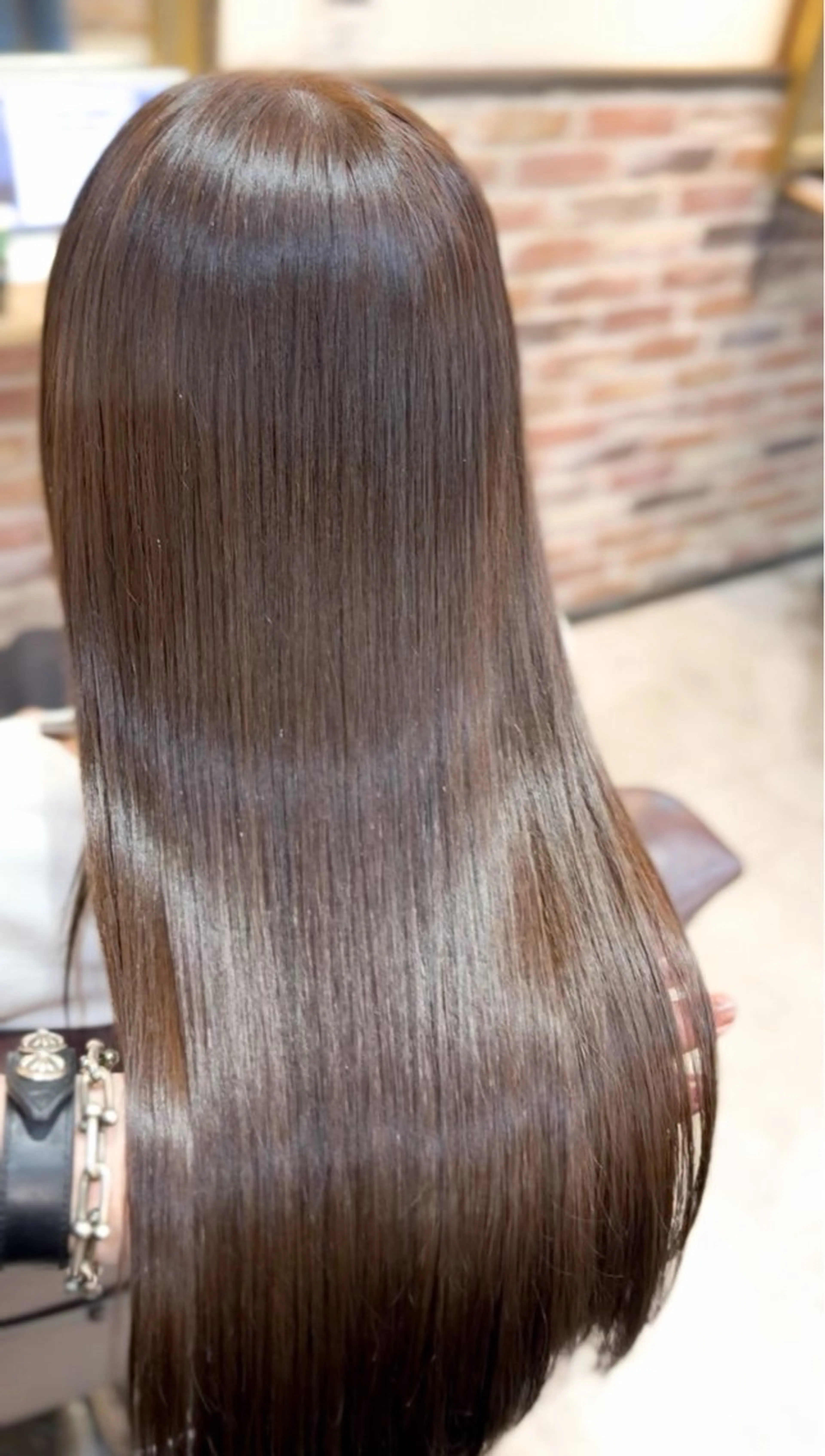 ロング 髪質改善 縮毛矯正 カット ヘアカラー 縮毛矯正 飯星慧斗 /ブリーチ、縮毛矯正のヘアスタイル