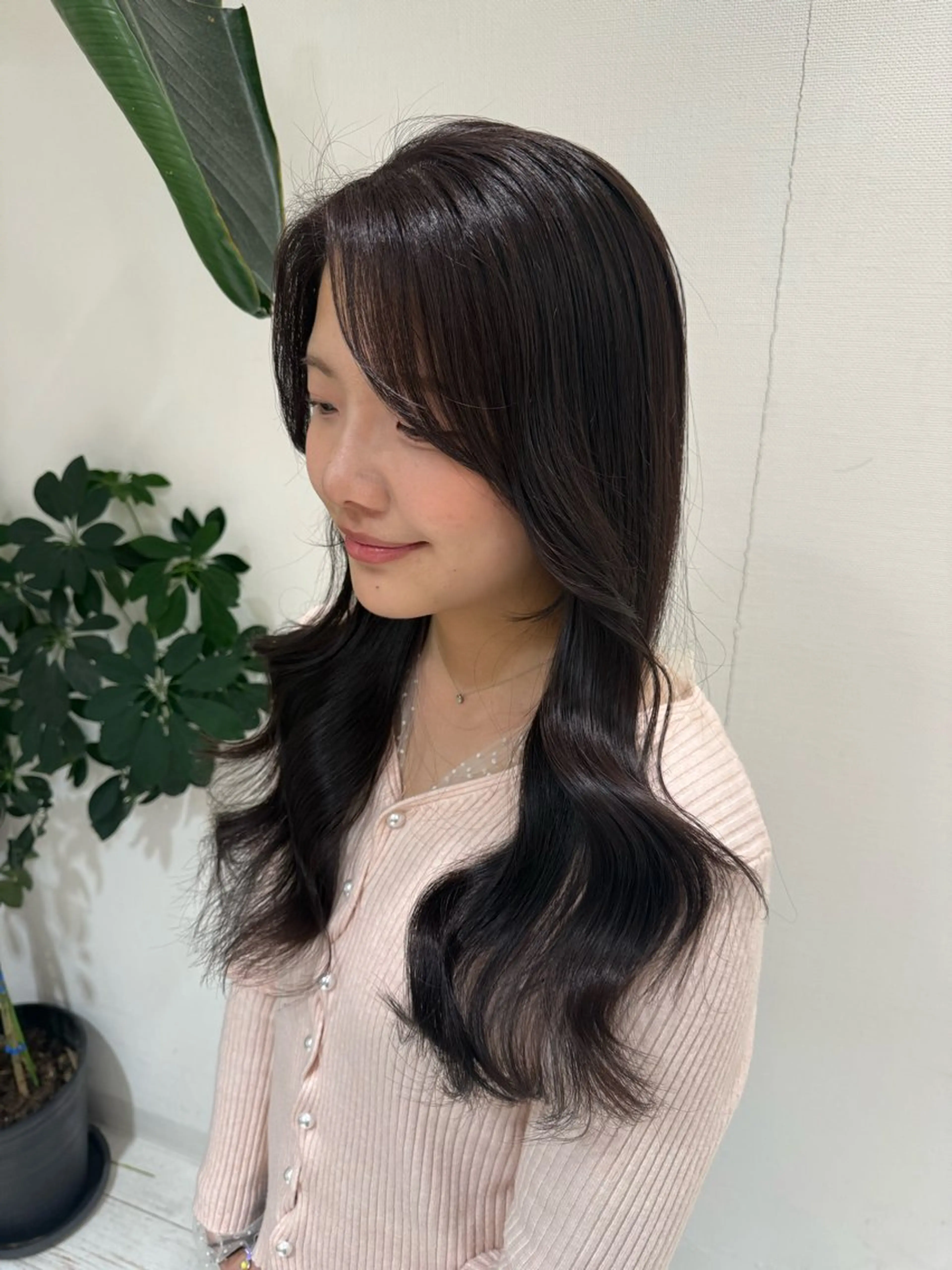 ロング カット ヘアカラー 森浦 莉乃のヘアスタイル