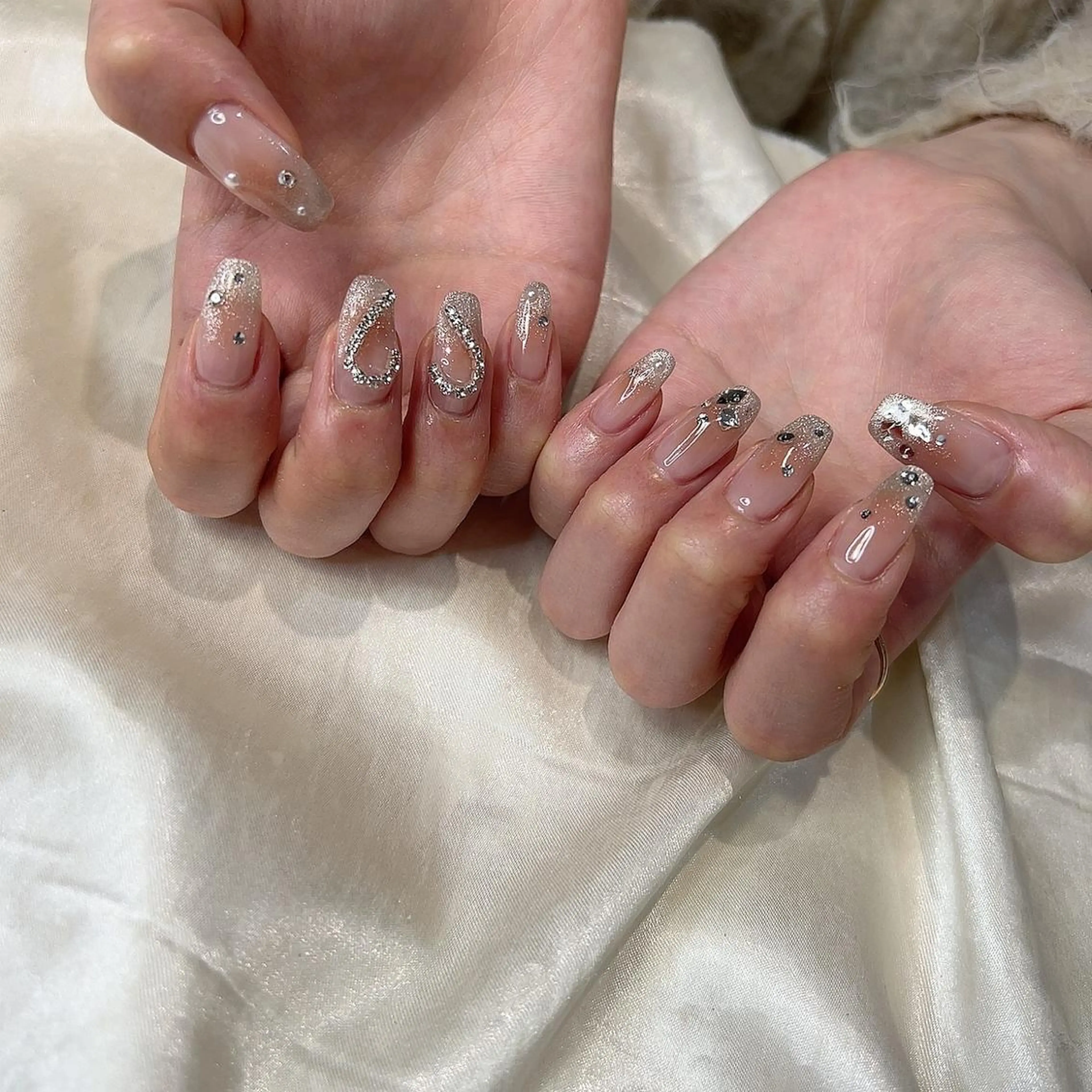 ネイル ハンドネイル 西岡 杏のネイルデザイン