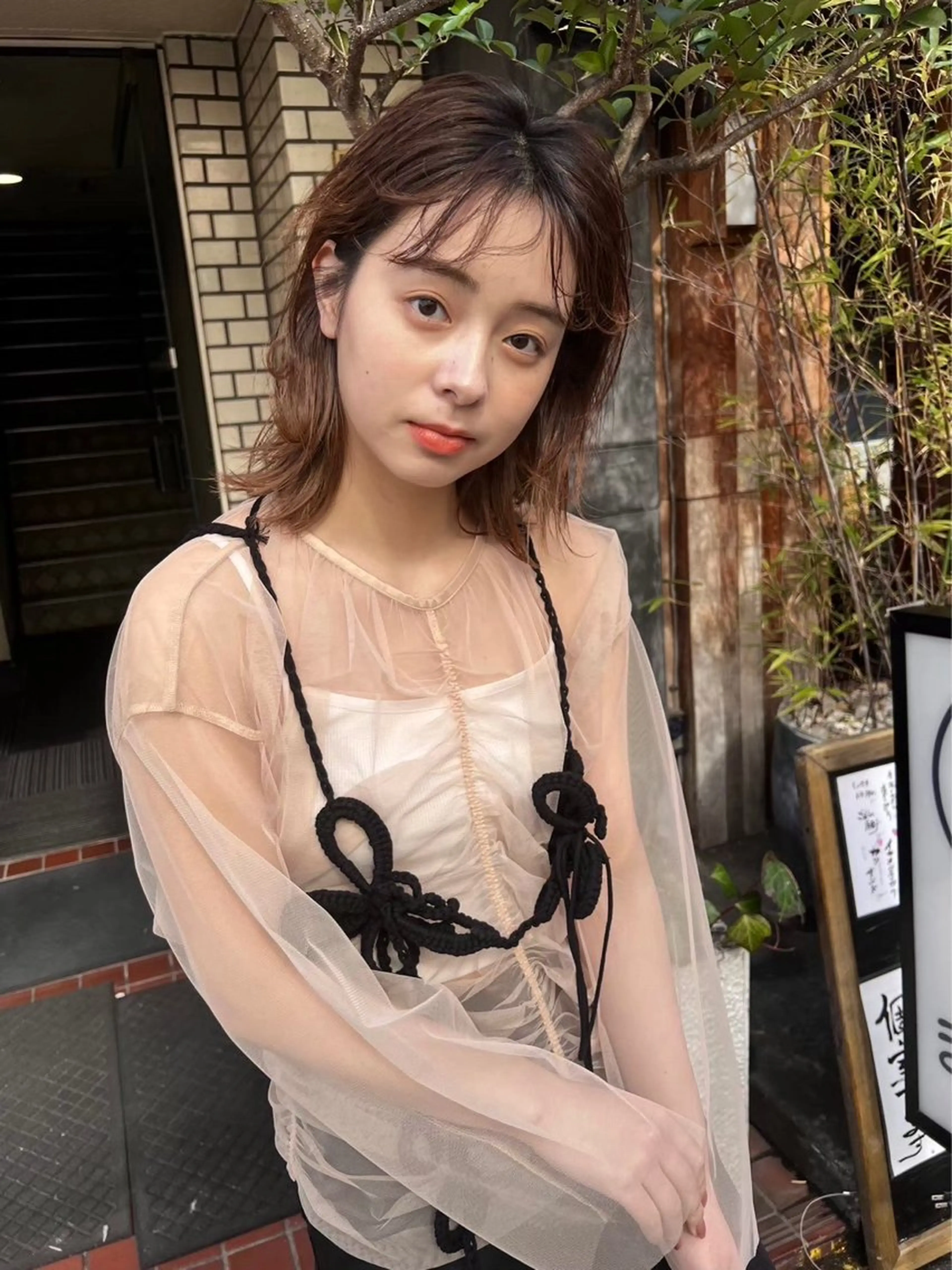 セミロング カラー nishido ハイライト/パーマのヘアスタイル