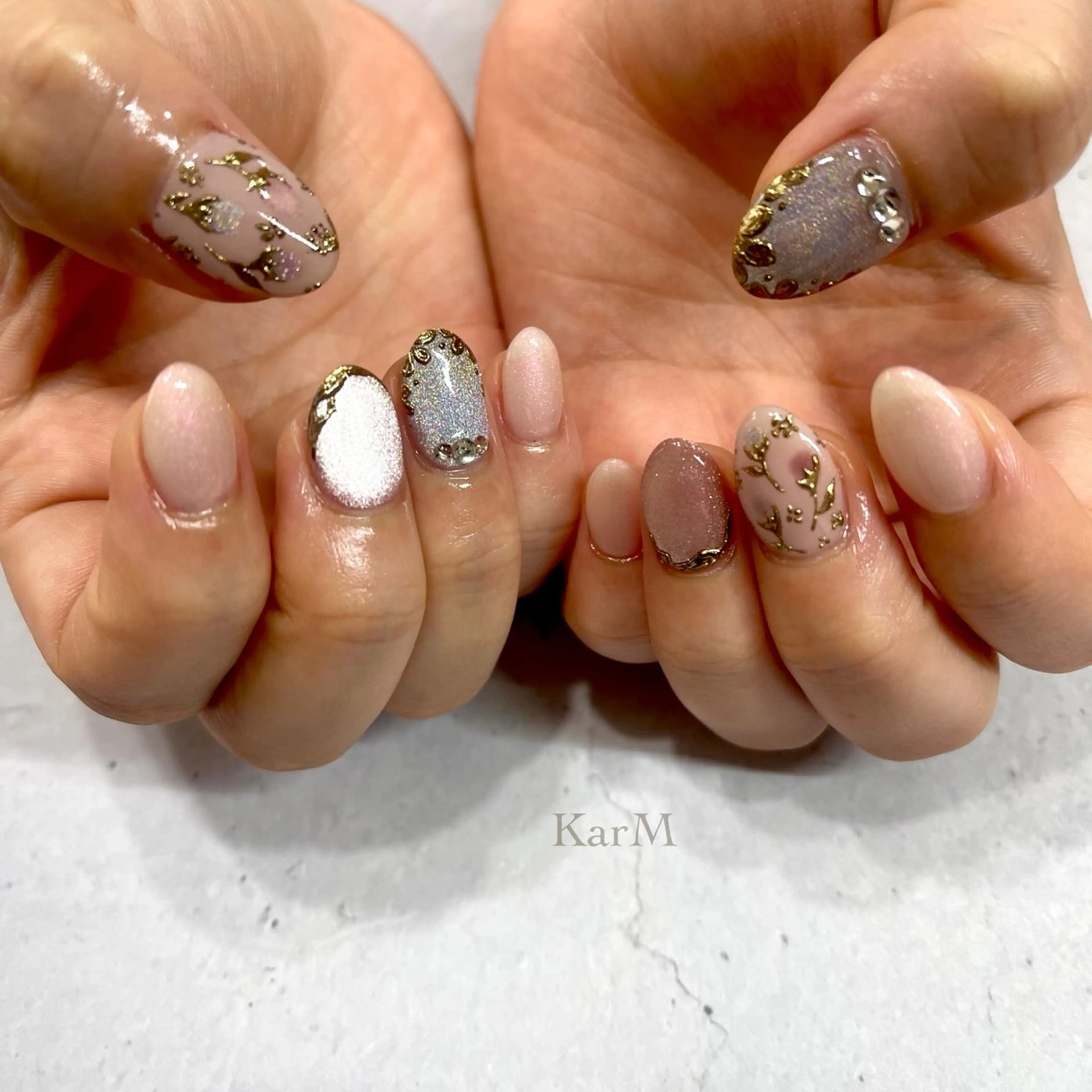 ネイル アートネイル オーロラネイル チークネイル フラッシュネイル フレンチネイル ハンドネイル ogino karinのネイルデザイン