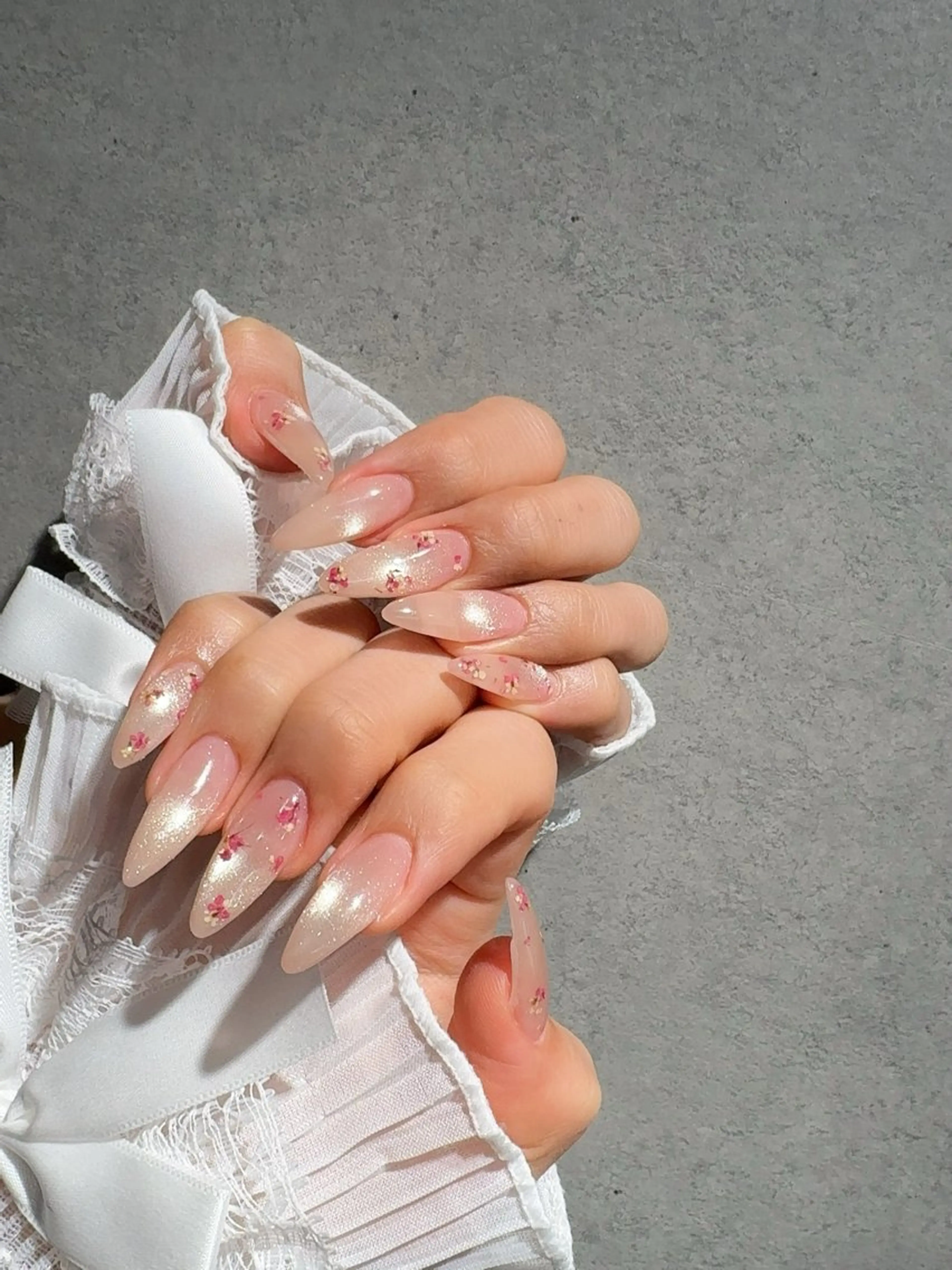 ネイル ハンドネイル I-nailロング /ワンホン/キラキラのネイルデザイン