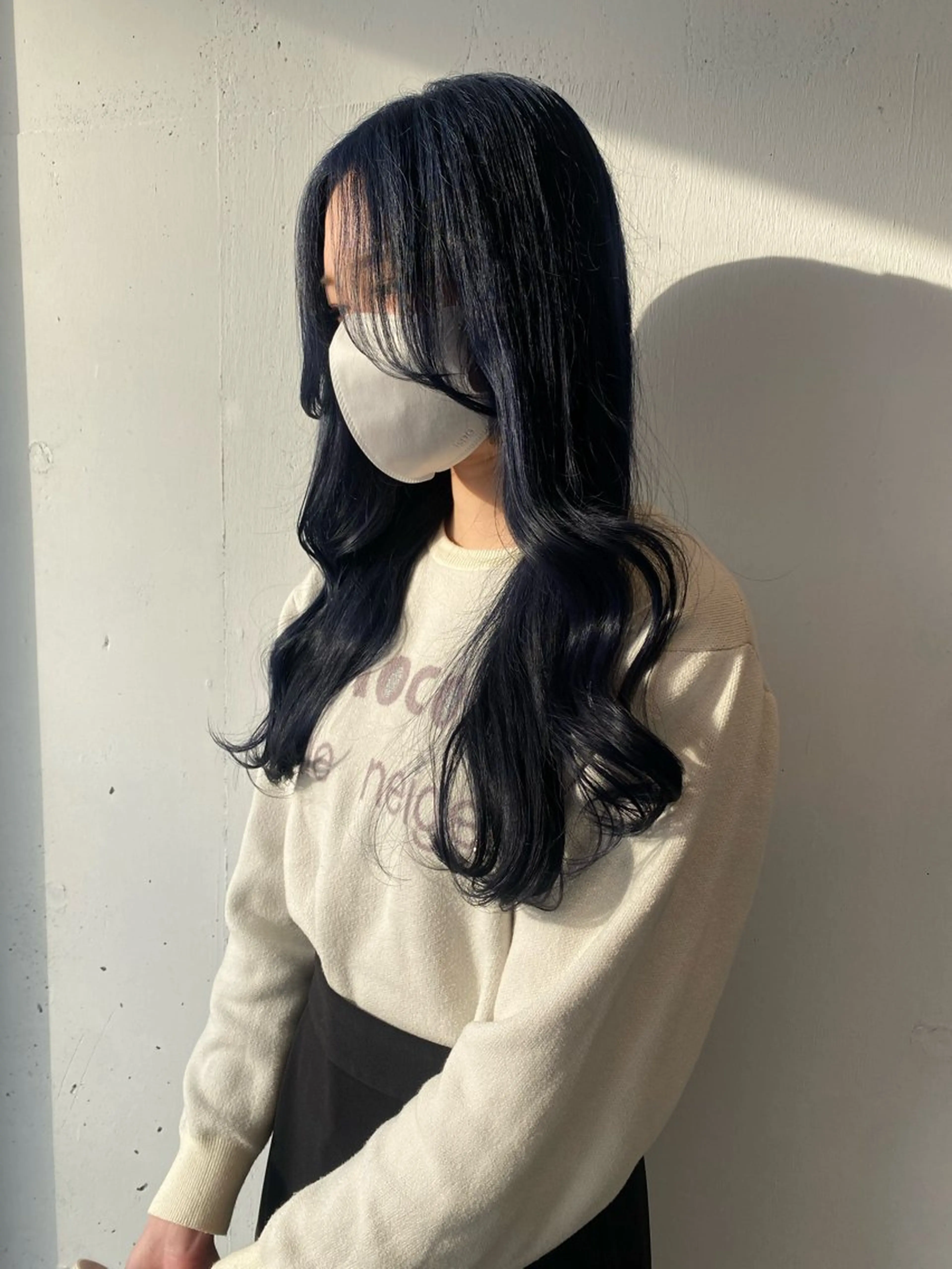 ロング カラー ブリーチ カット ヘアカラー 韓国ヘア特化 💟 ララア 💟のヘアスタイル