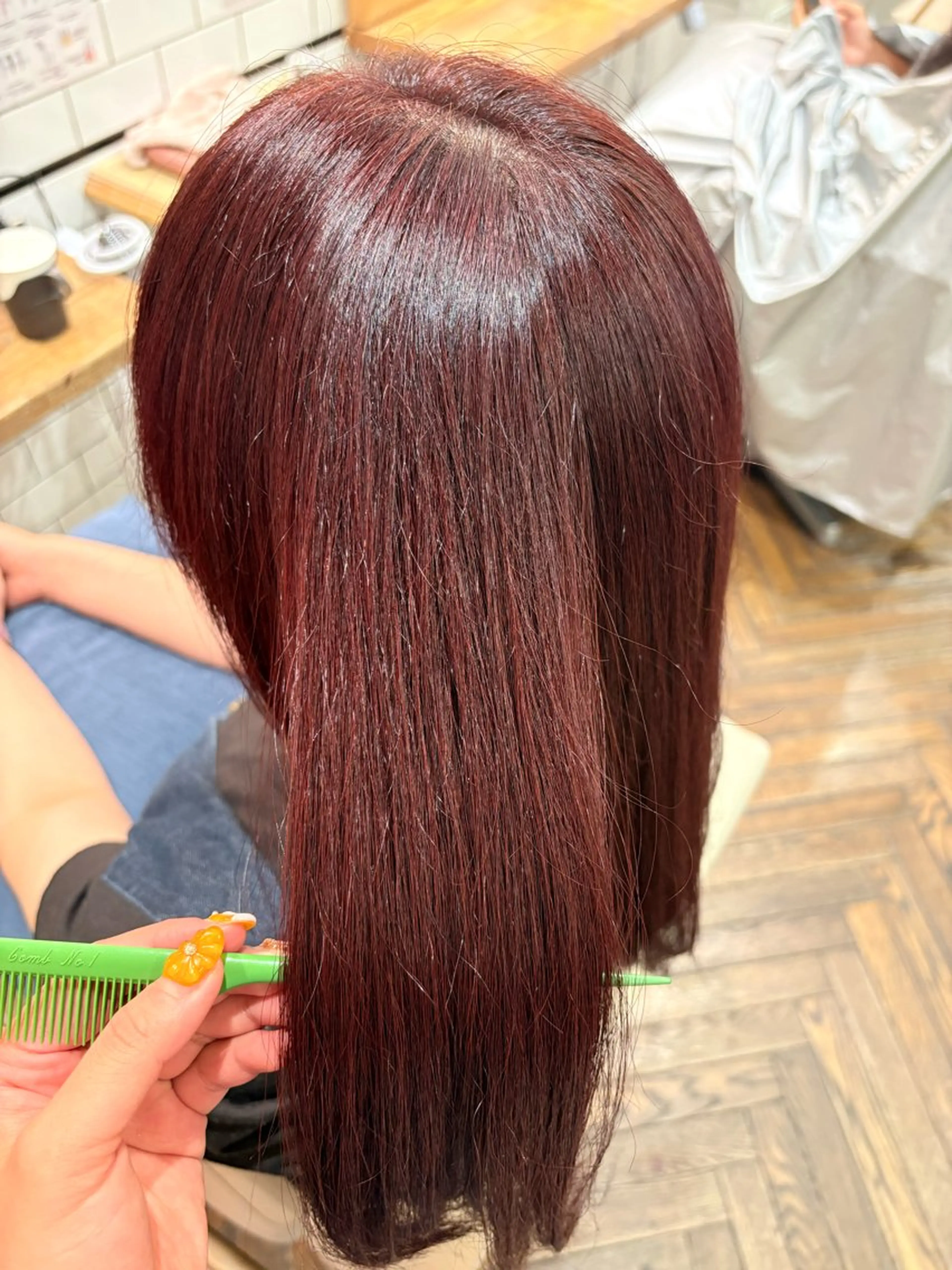 【🍎暖色限定🍎】 ワンカラー➕トリートメント    🧴新規様限定で炭酸シャンプーサービスの写真