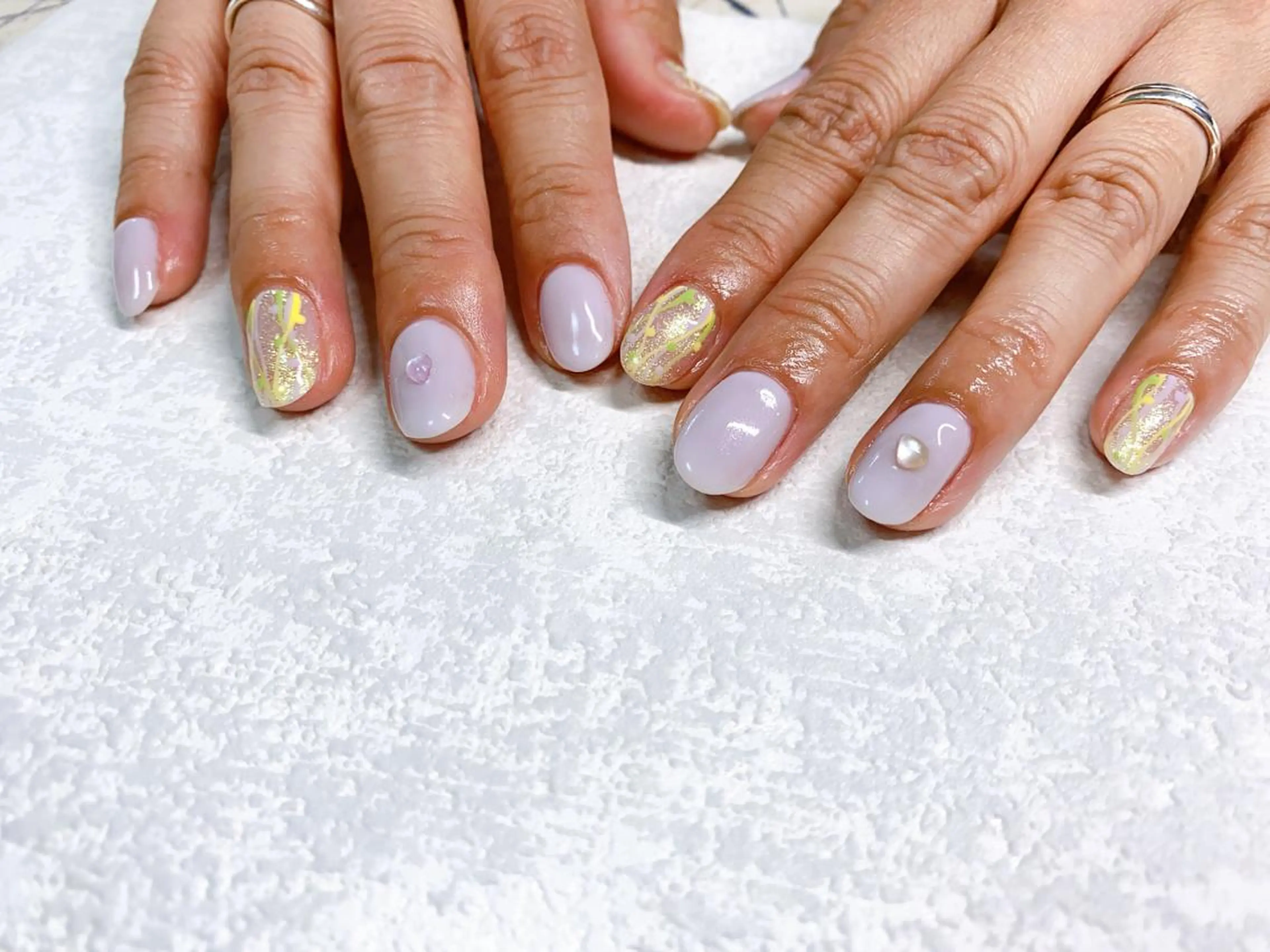 ネイル オーロラネイル フラワーネイル フットネイル フレンチネイル ジェルネイル mogunail &blowのネイルデザイン