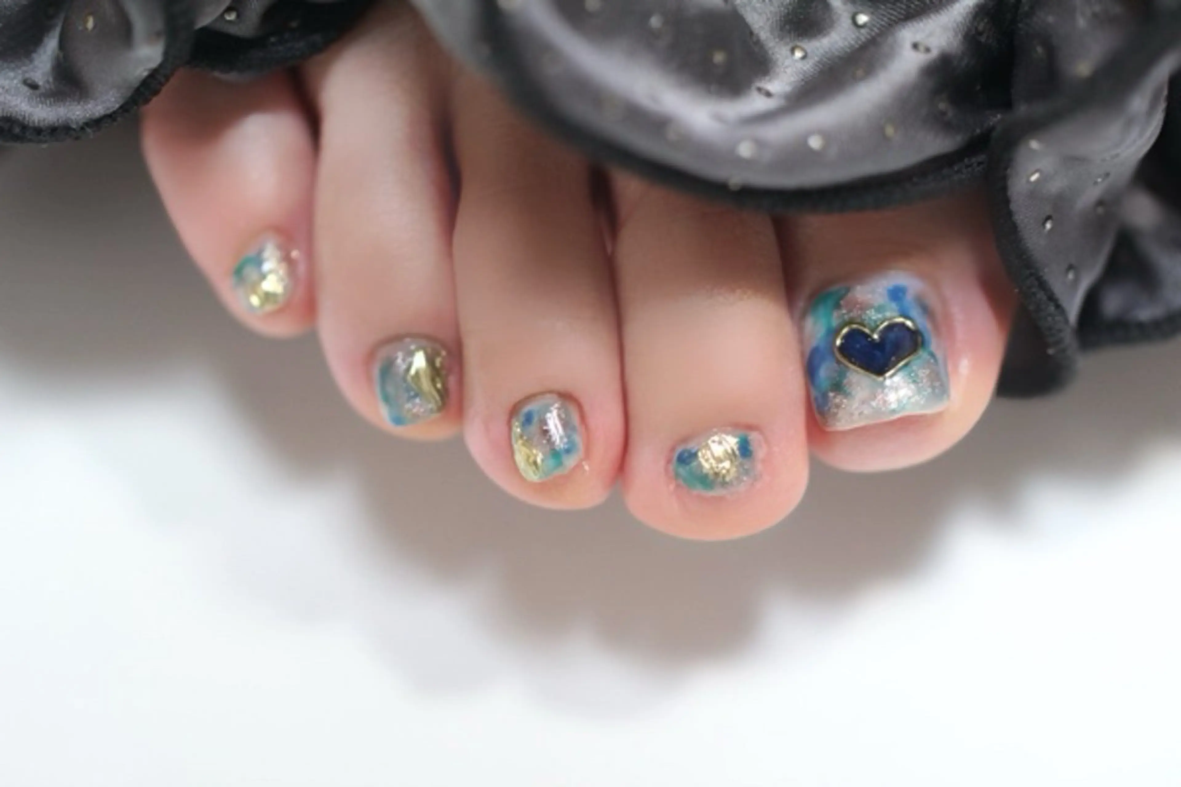 ネイル アートネイル フットネイル ジェルネイル ハート 大理石ネイル(マーブル) ママリンド　志村坂上店所属・しみ えんのネイルデザイン