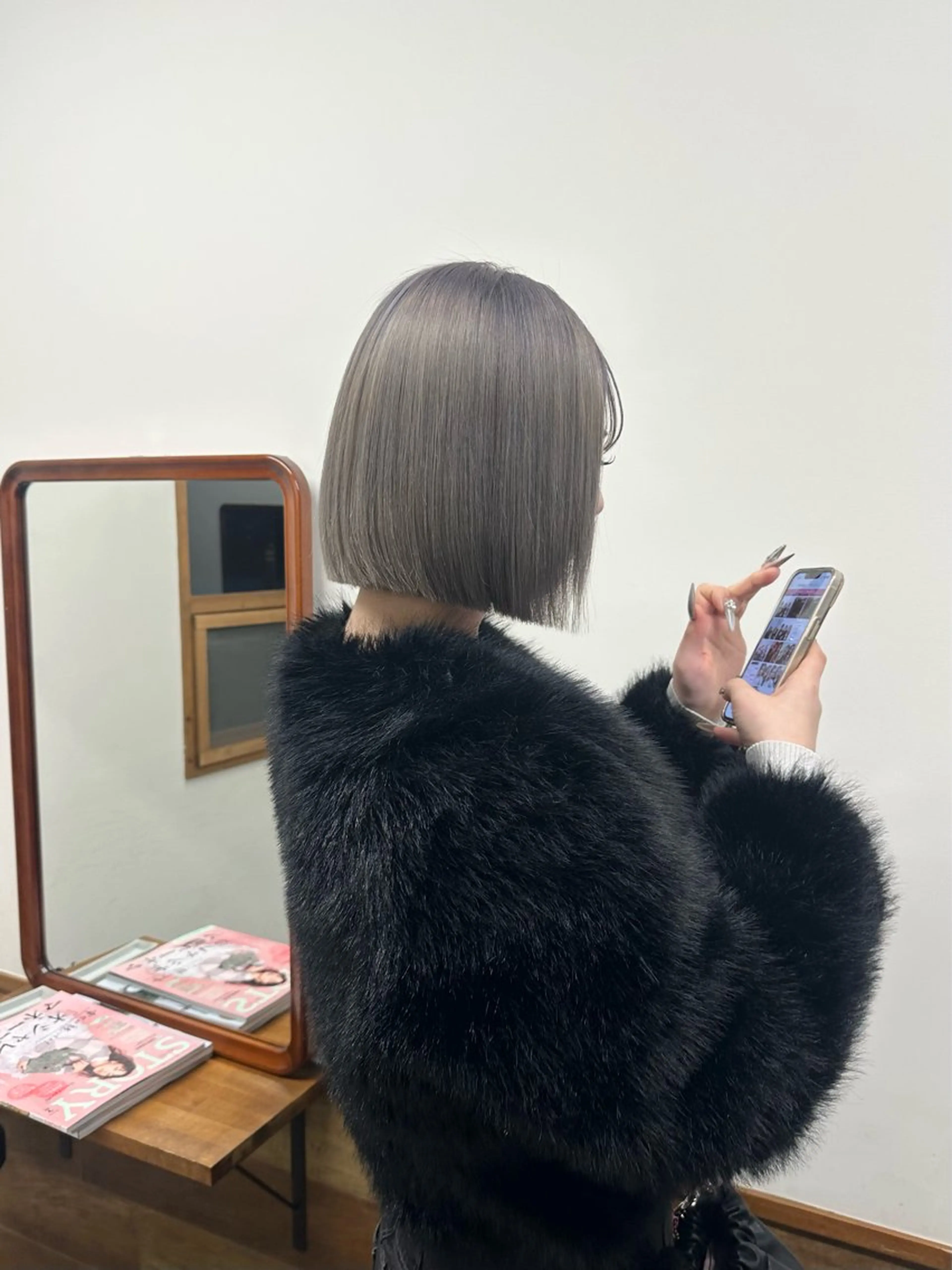 ショート カラー 透明感カラー グレージュ ラベンダーカラー オレンジ 外国人風カラー ヘアカラー CERISIER7 まさきのヘアスタイル