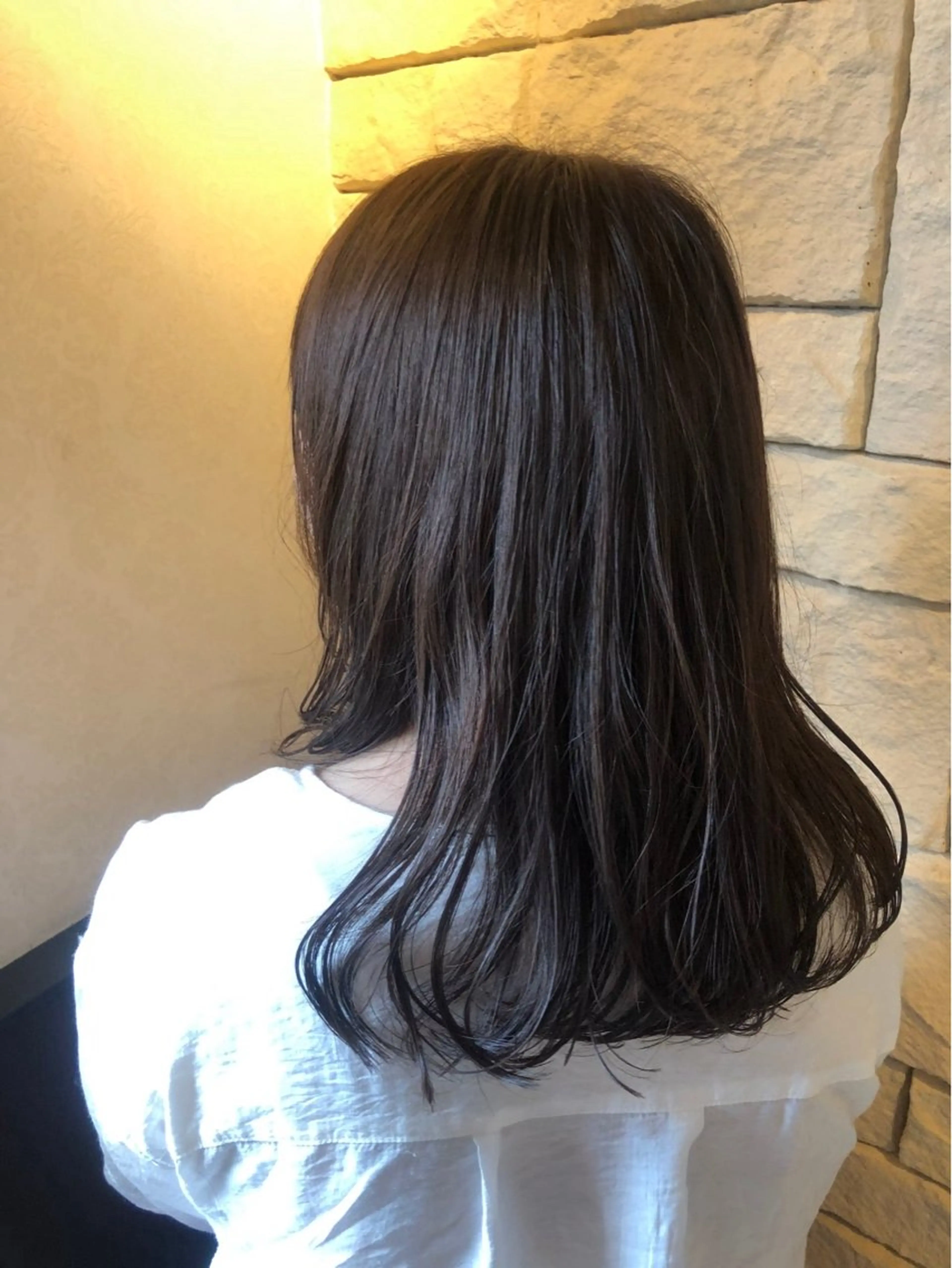 セミロング 伊藤 礁のヘアスタイル