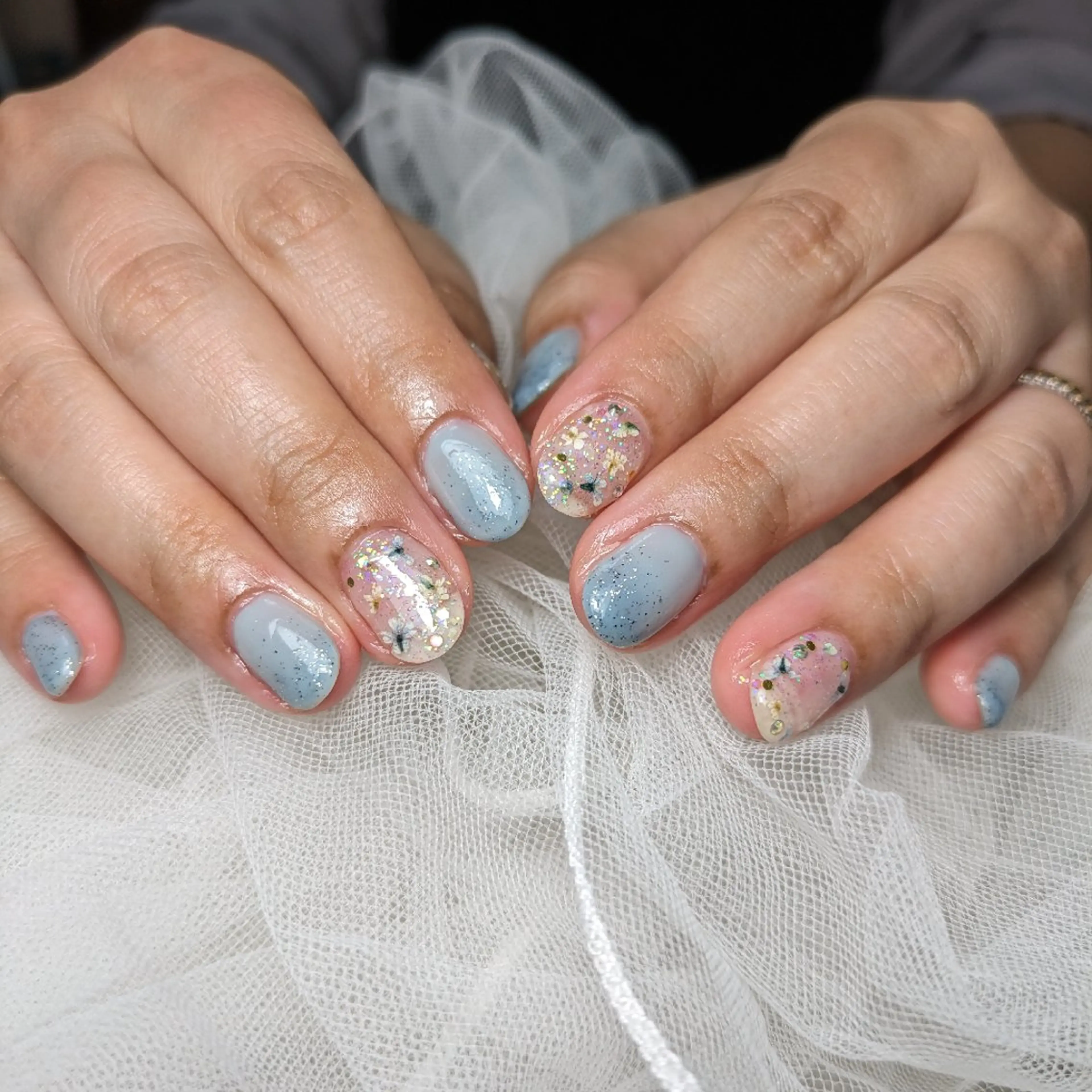 minimo限定🌼🌼美フォルム🌼持ち込みシンプルデザイン🌼アート２〜３本まで残りの爪はワンカラーの写真