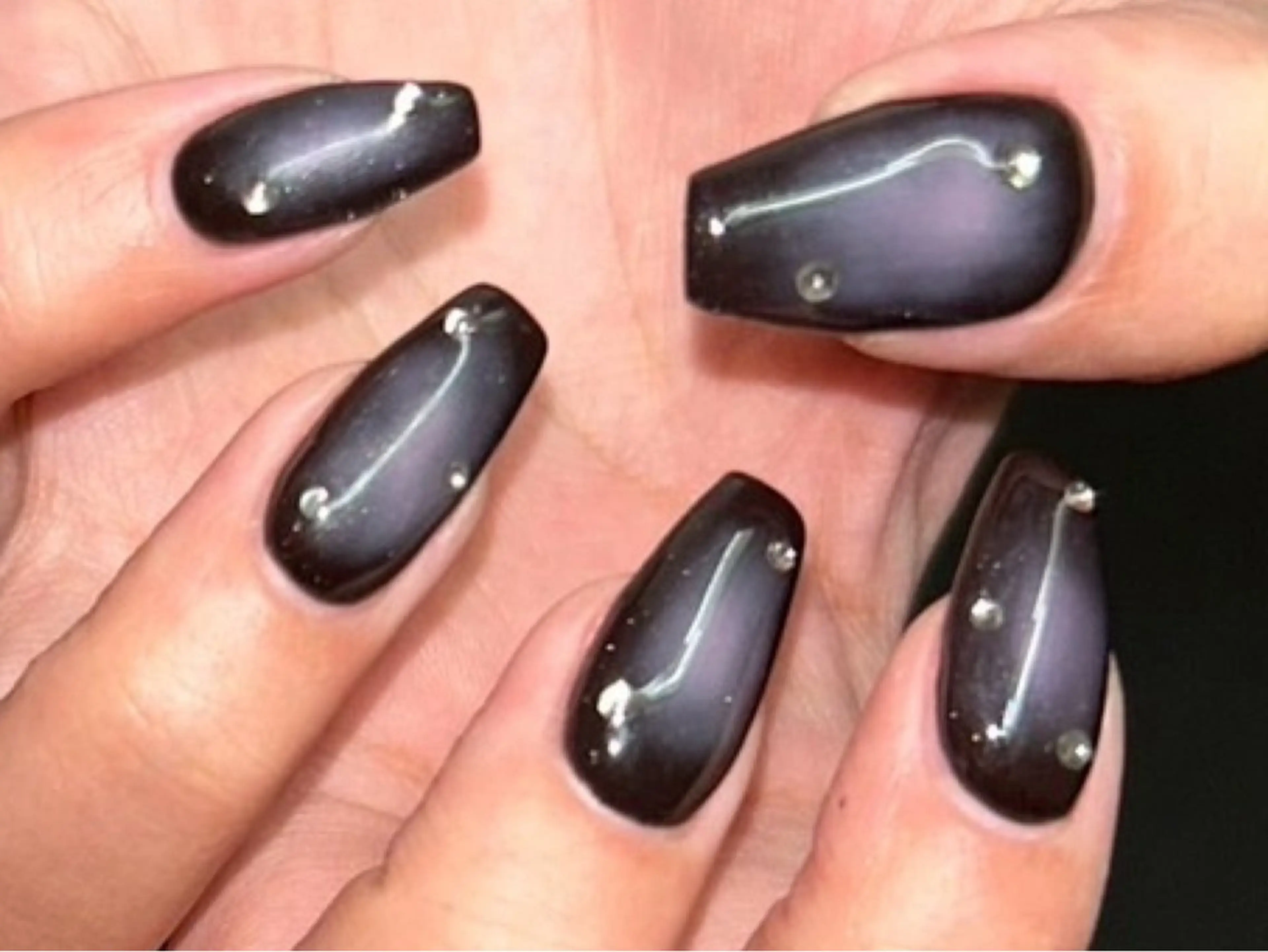 ネイル マグネットネイル マグネットワンカラー ワンカラーネイル ネイル 小顔矯正 長野駅前店　美人ヶ丘のネイルデザイン