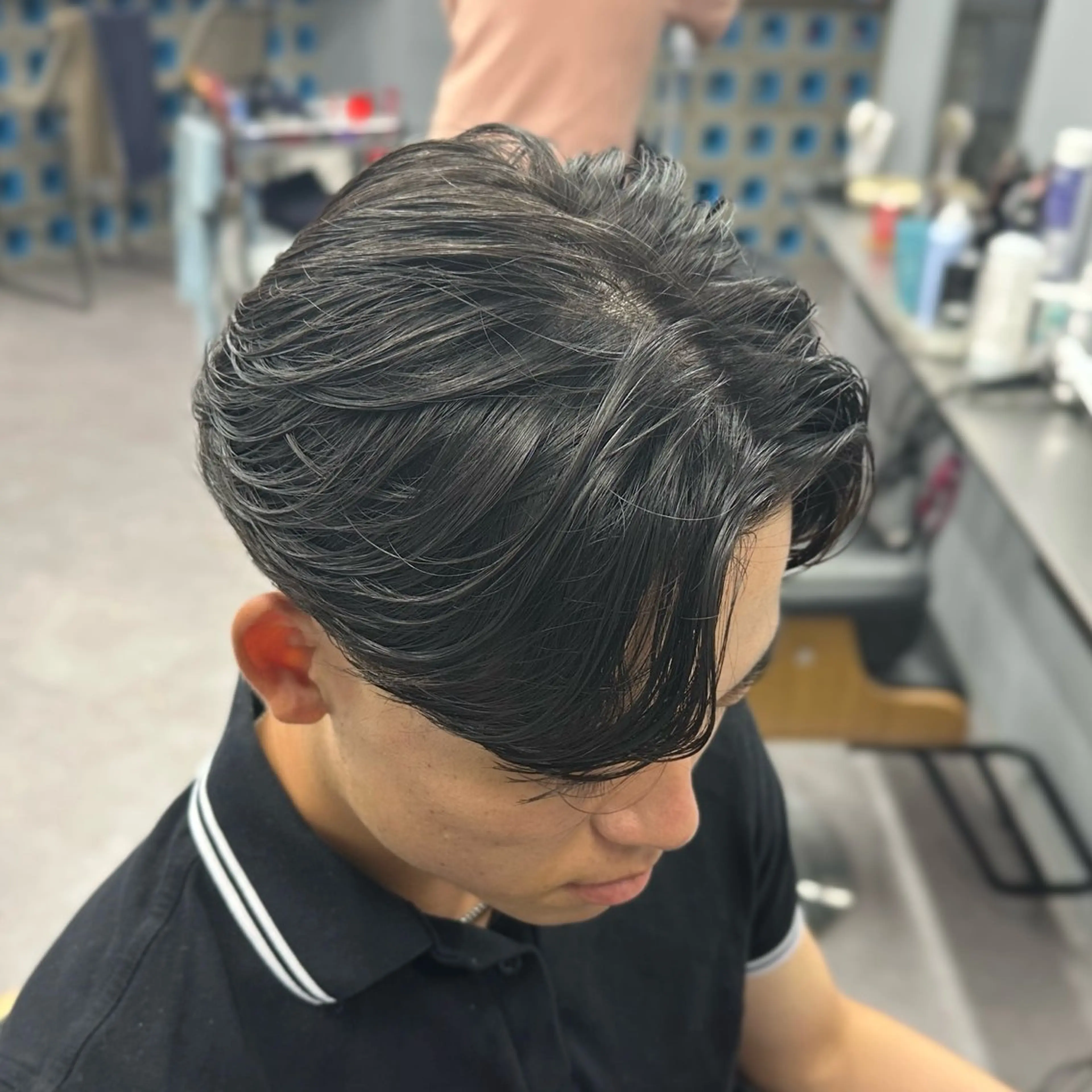 ショート パーマ メンズ メンズブリーチ センターパート フェードカット メンズパーマ スペインカール カット パーマ I-CON  #blue MEN'S所属・池袋/カラー/パーマ NATSUのヘアスタイル