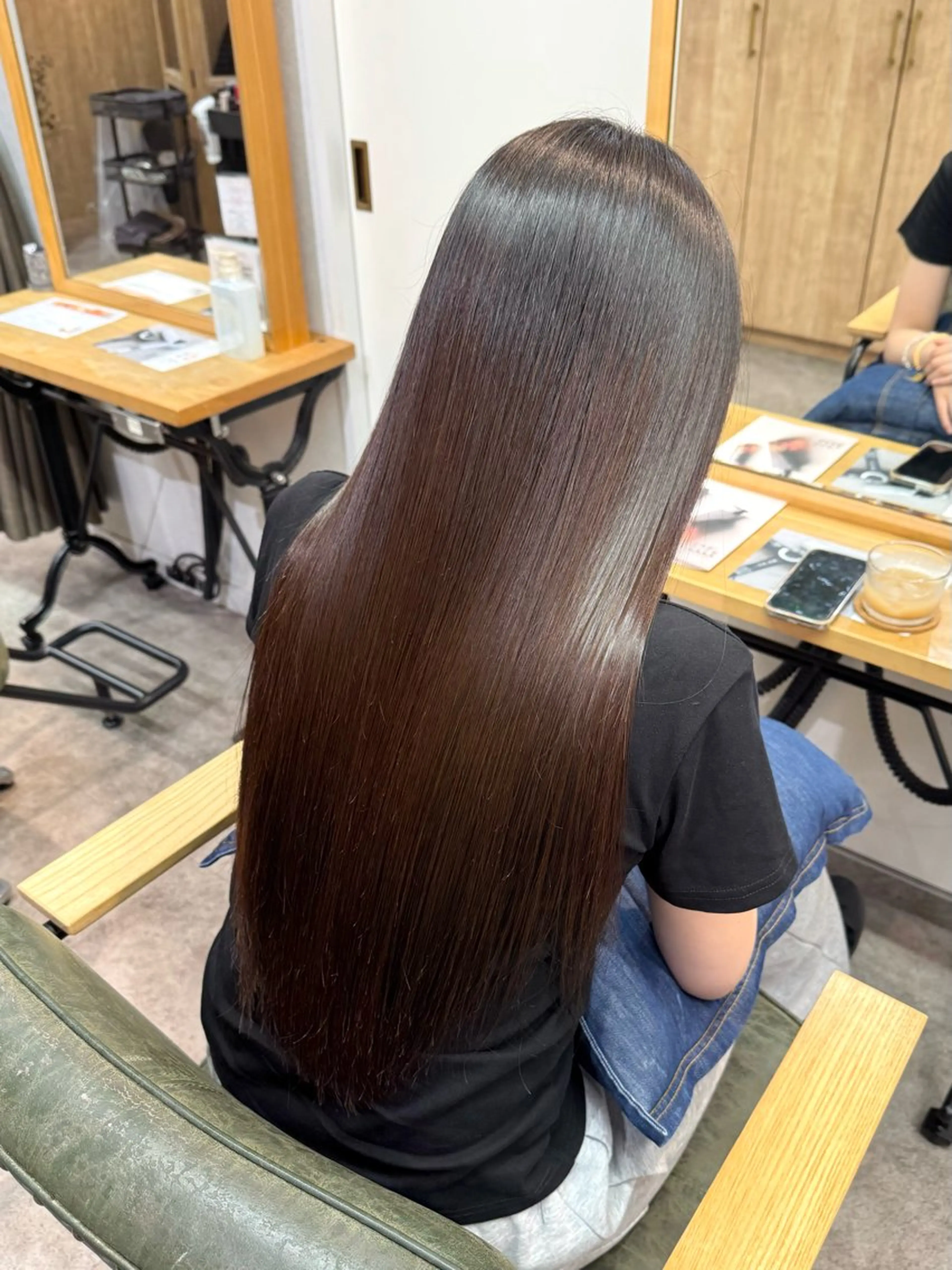 ロング 髪質改善 トリートメント トリートメント 美髪縮毛矯正/暖色 カラー/エクステのヘアスタイル