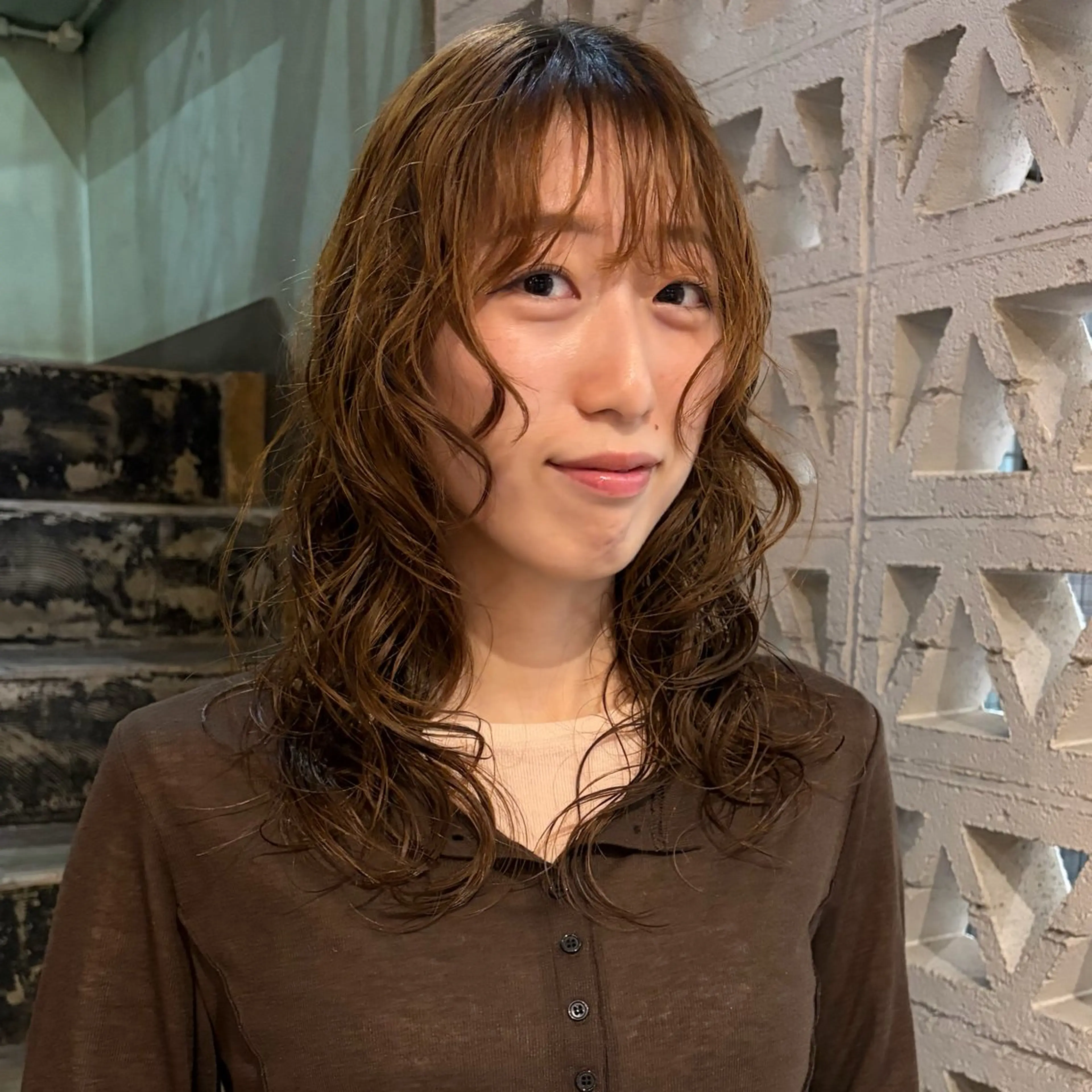 ミディアム パーマ ミディアムパーマ ニュアンスパーマ 石坂 日果梨のヘアスタイル