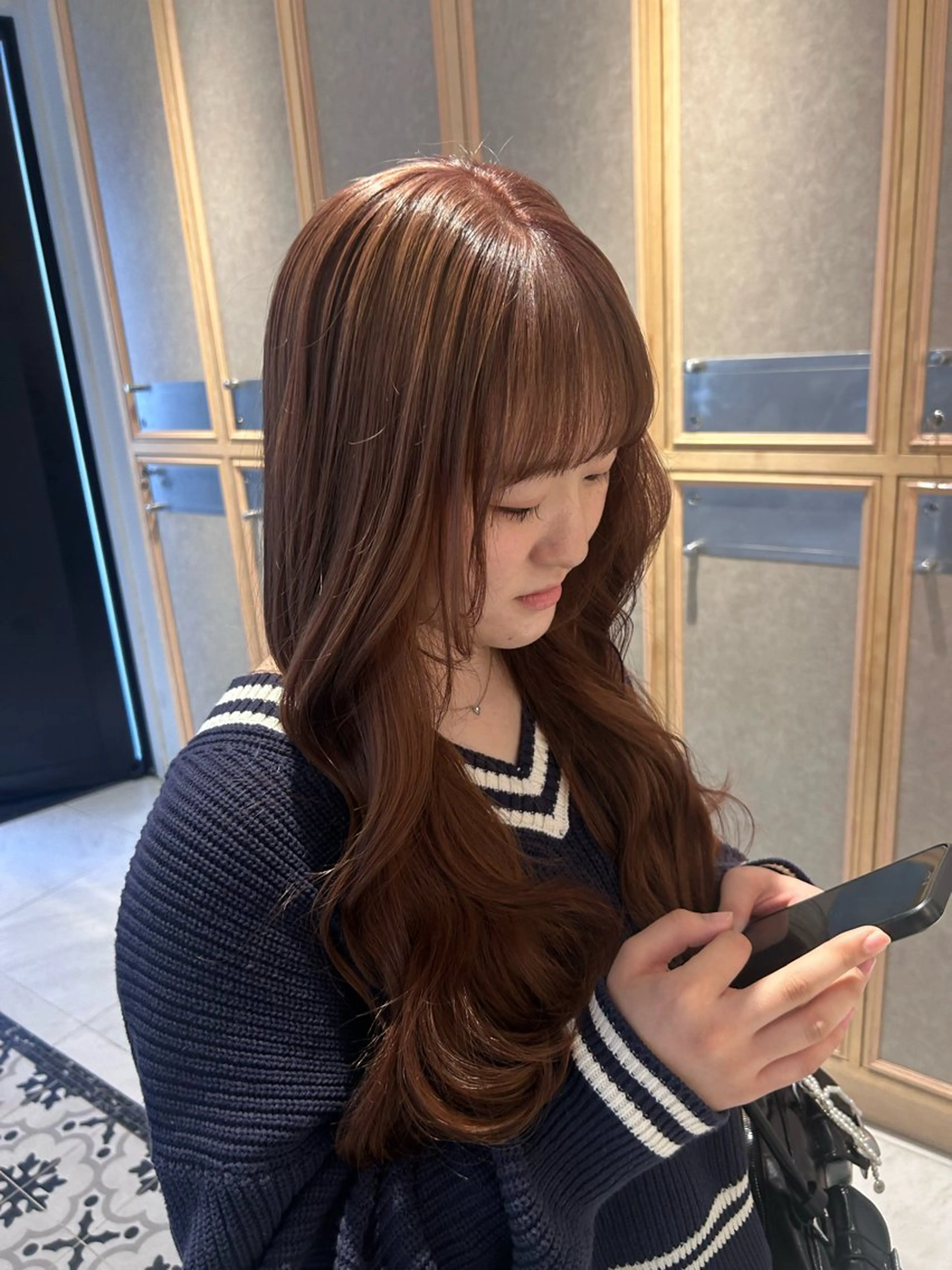 ロング カラー ベージュカラー ピンクカラー ヘアカラー トリートメント ヘッドスパ ヘアセット miko🪽地毛風/ ハイトーン/レイヤーのヘアスタイル