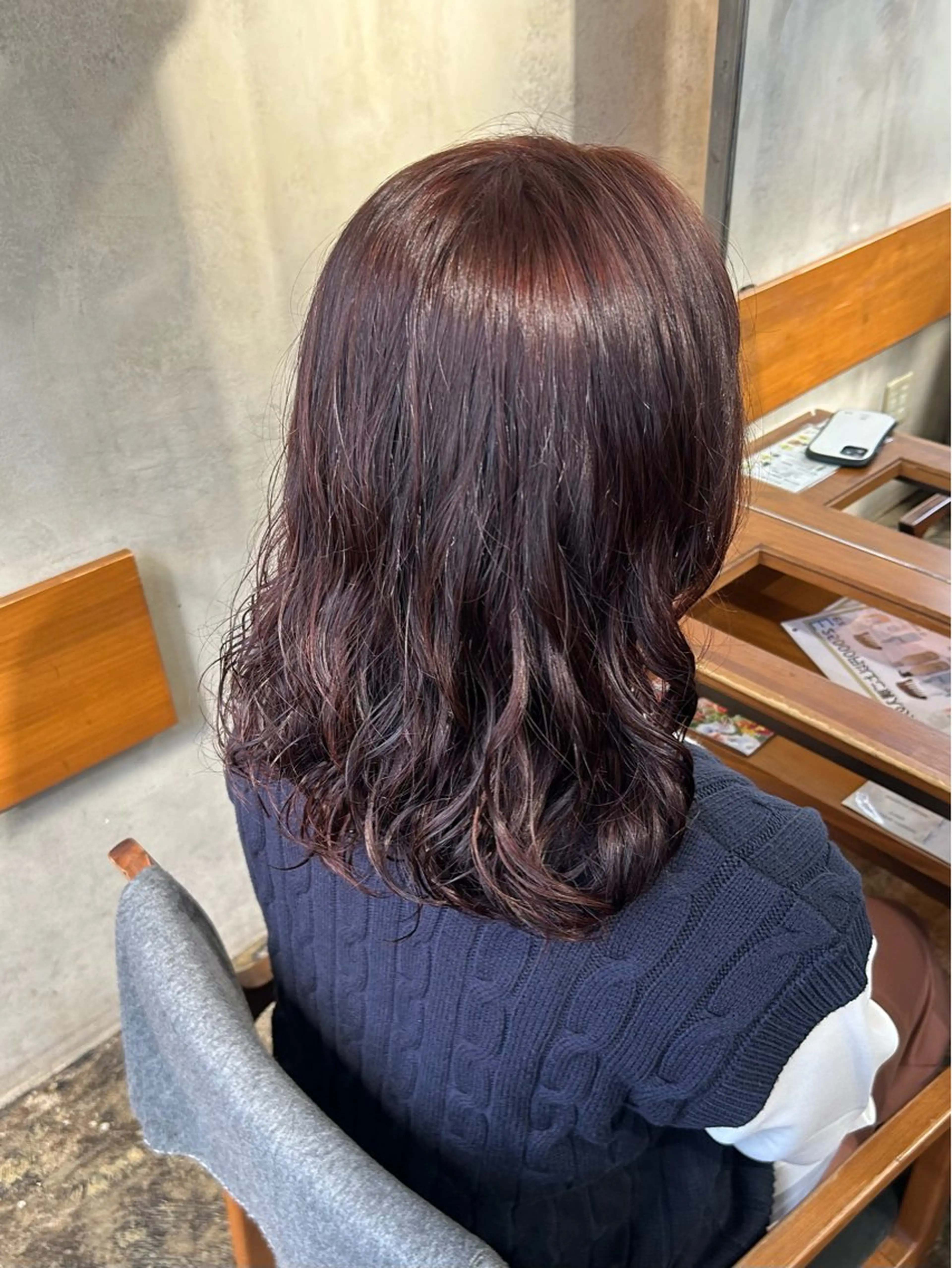 ミディアム カラー パーマ ミディアムパーマ ボルドーカラー カット ヘアカラー パーマ トリートメント RINO/似合わせ /女性専用𖧷のヘアスタイル