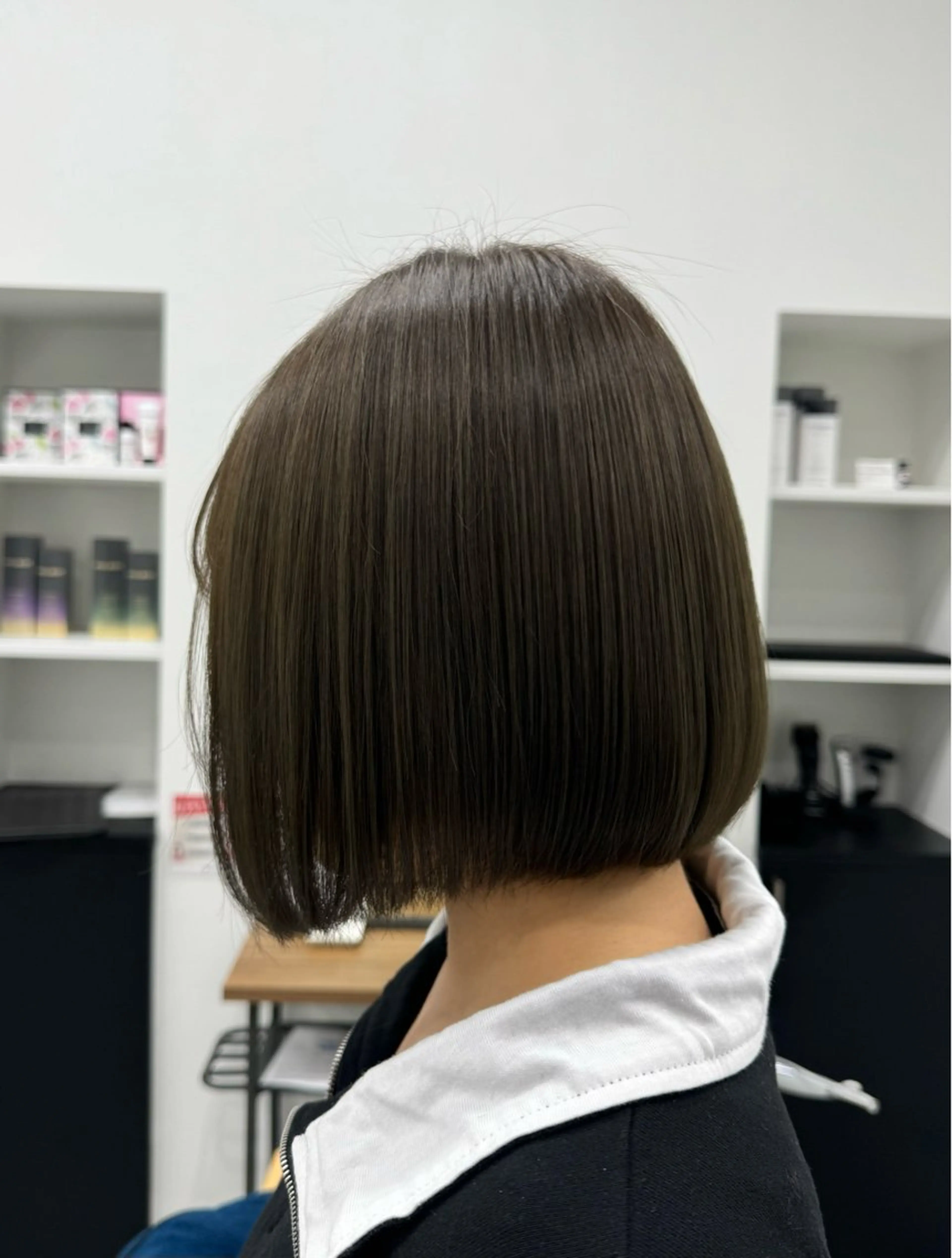 ショート カラー 𝘀𝗮𝗲 ⑅*/ 艶髪/ショートボブのヘアスタイル