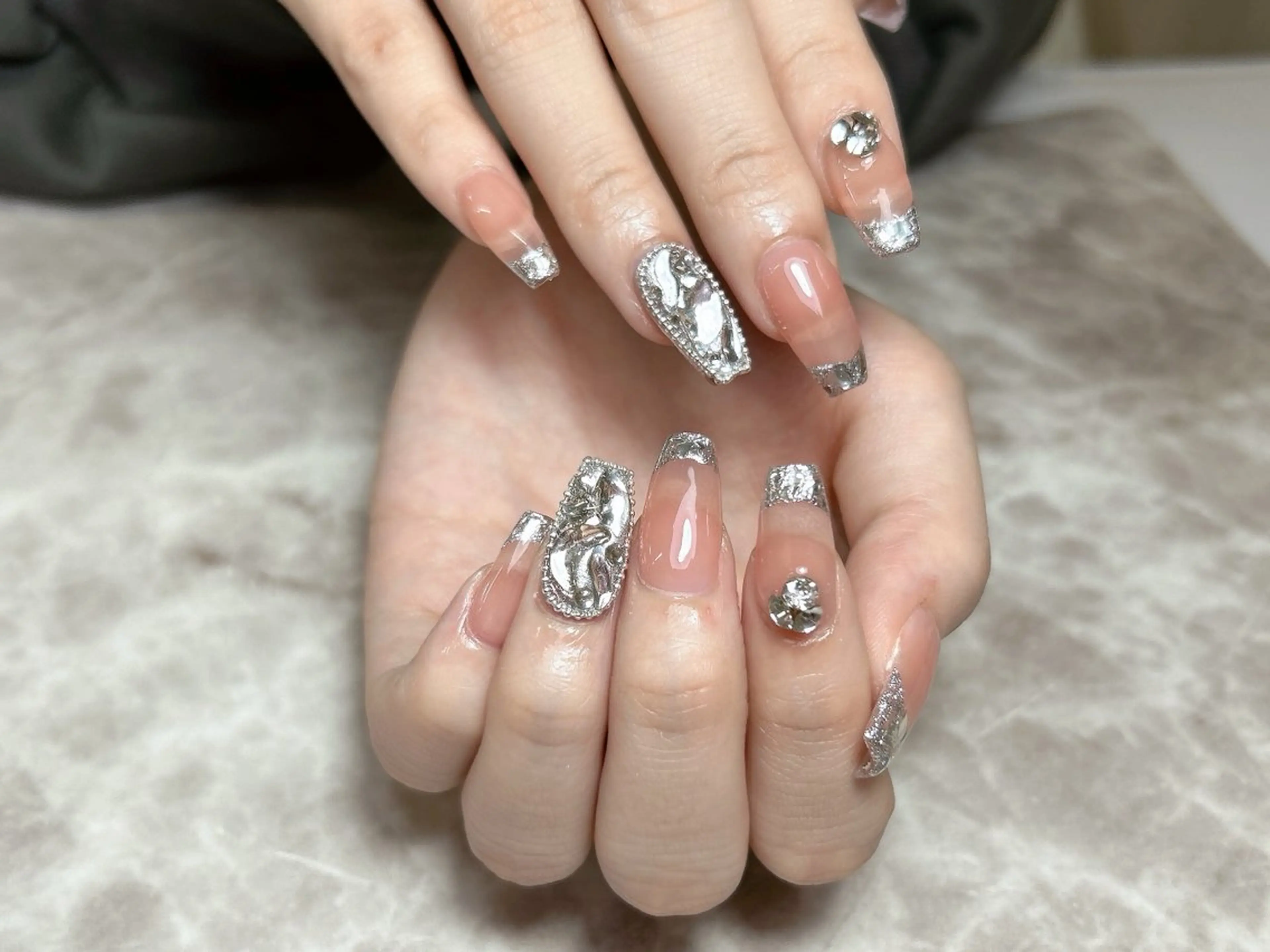 ネイル C Cのネイルデザイン