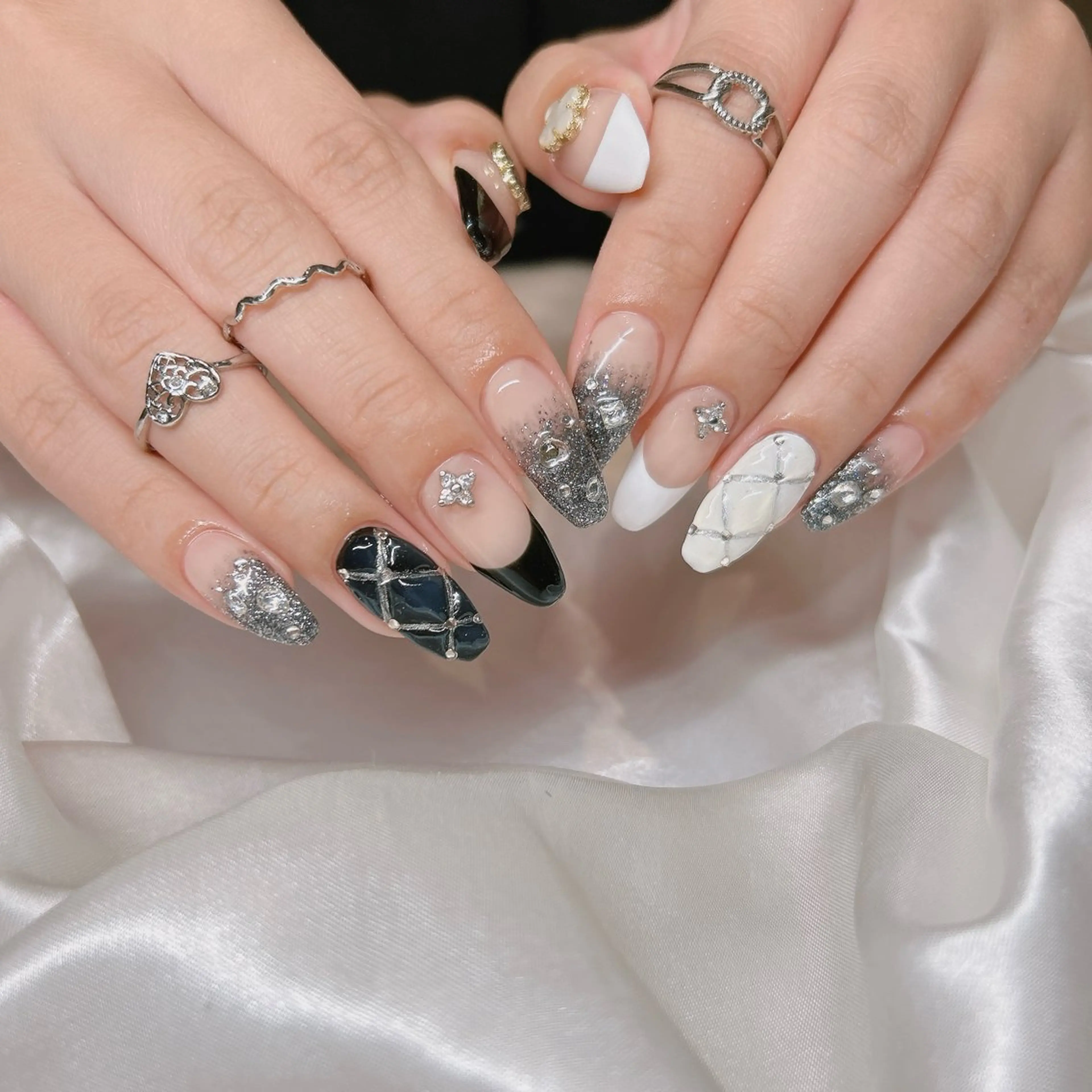 ネイル ハンドネイル junna 金山.東別院.上前津のネイルデザイン