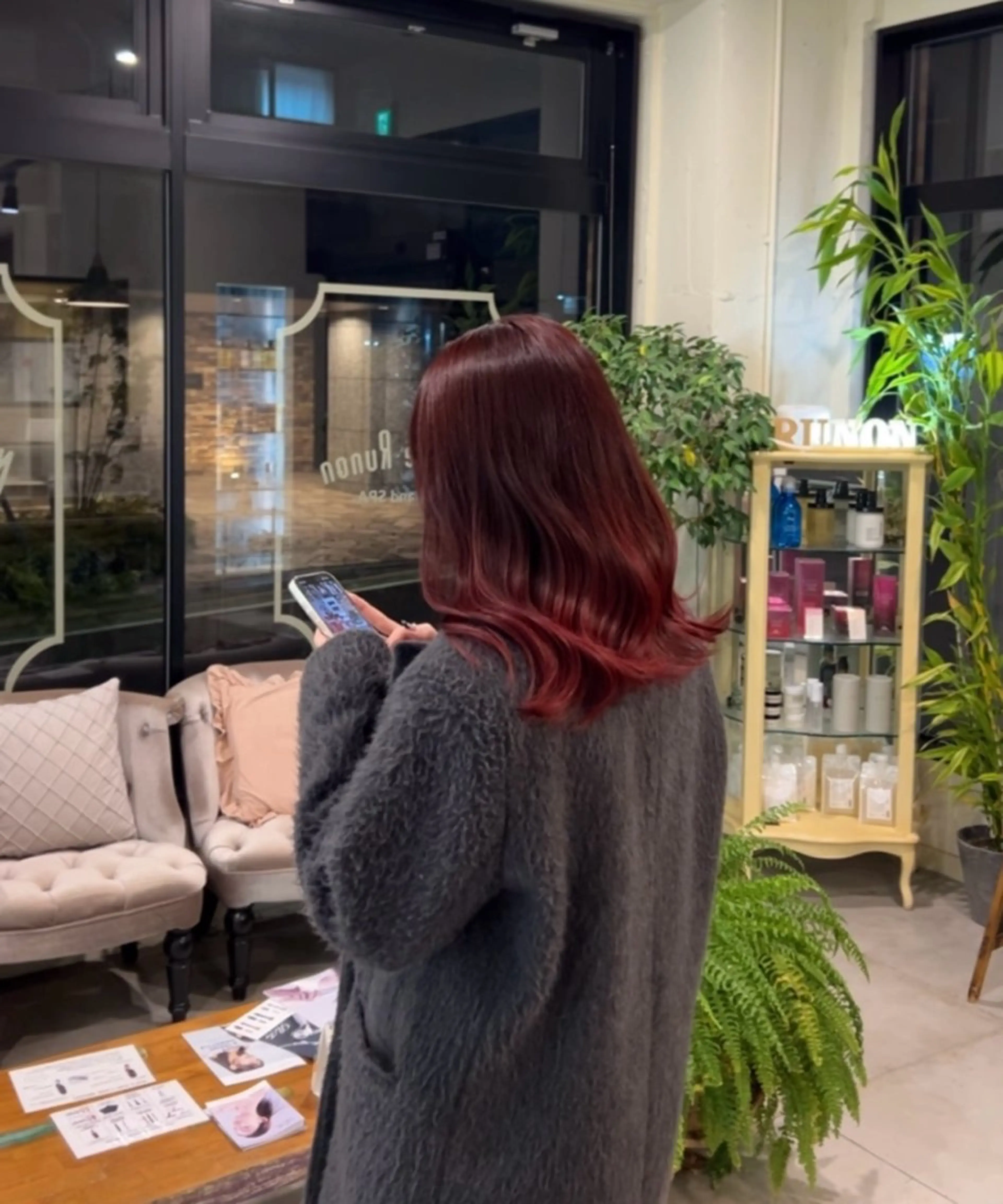 セミロング カラー ヘアカラー トリートメント 🫐 キナリ🫐のヘアスタイル