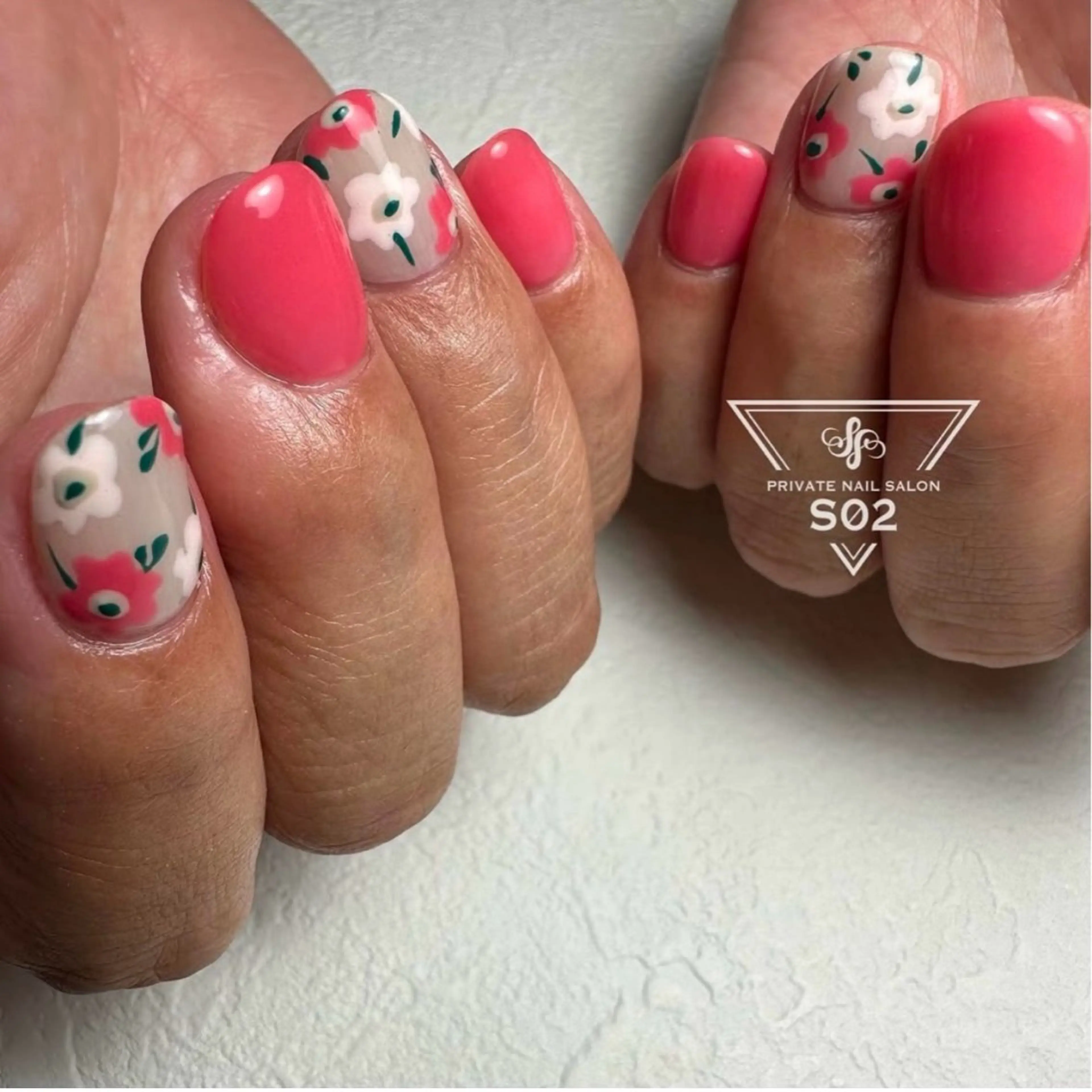 ネイル 持ち込み S02 𝙲𝚑𝚒𝚎のネイルデザイン
