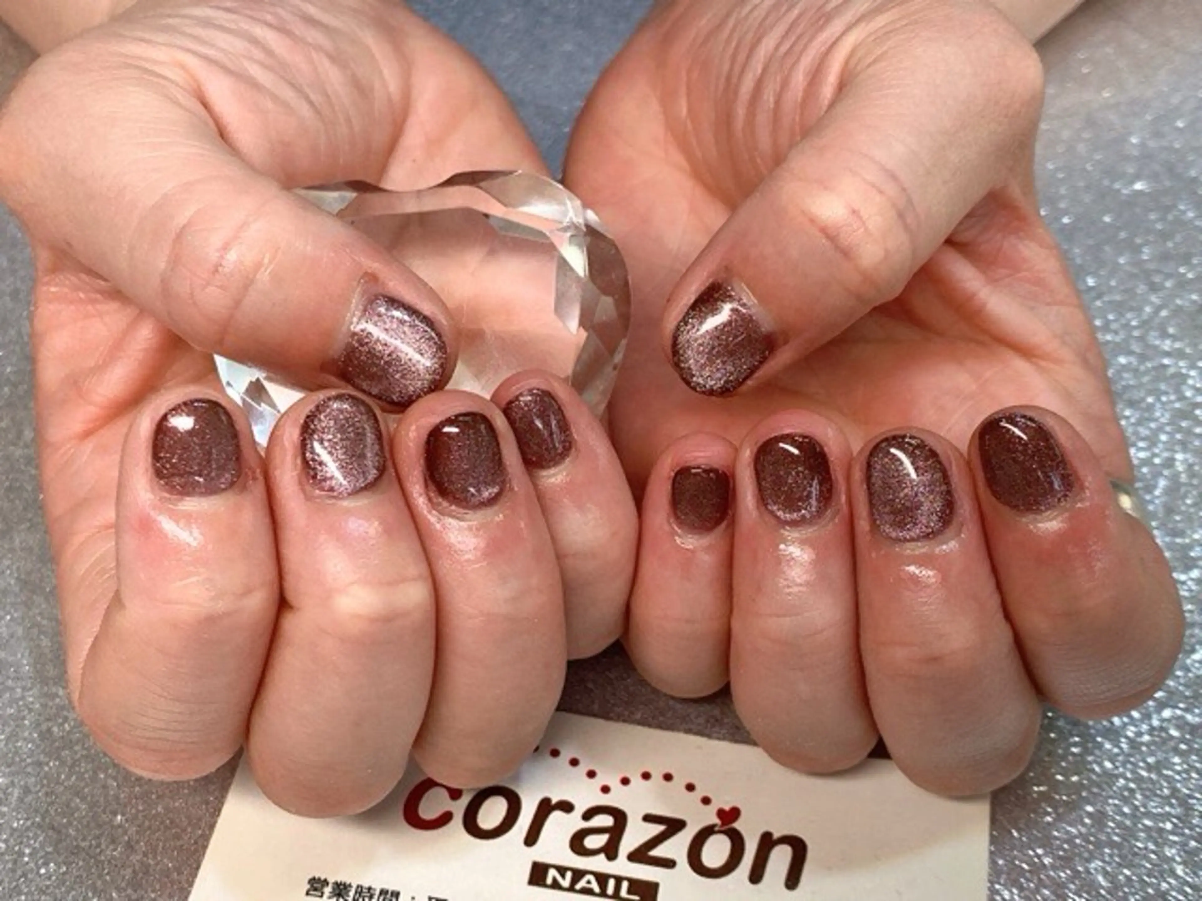 ネイル ブラウン ラメ(グリッター) マグネットネイル ワンカラーネイル ピンク ハンドネイル ネイリスト aicoのネイルデザイン