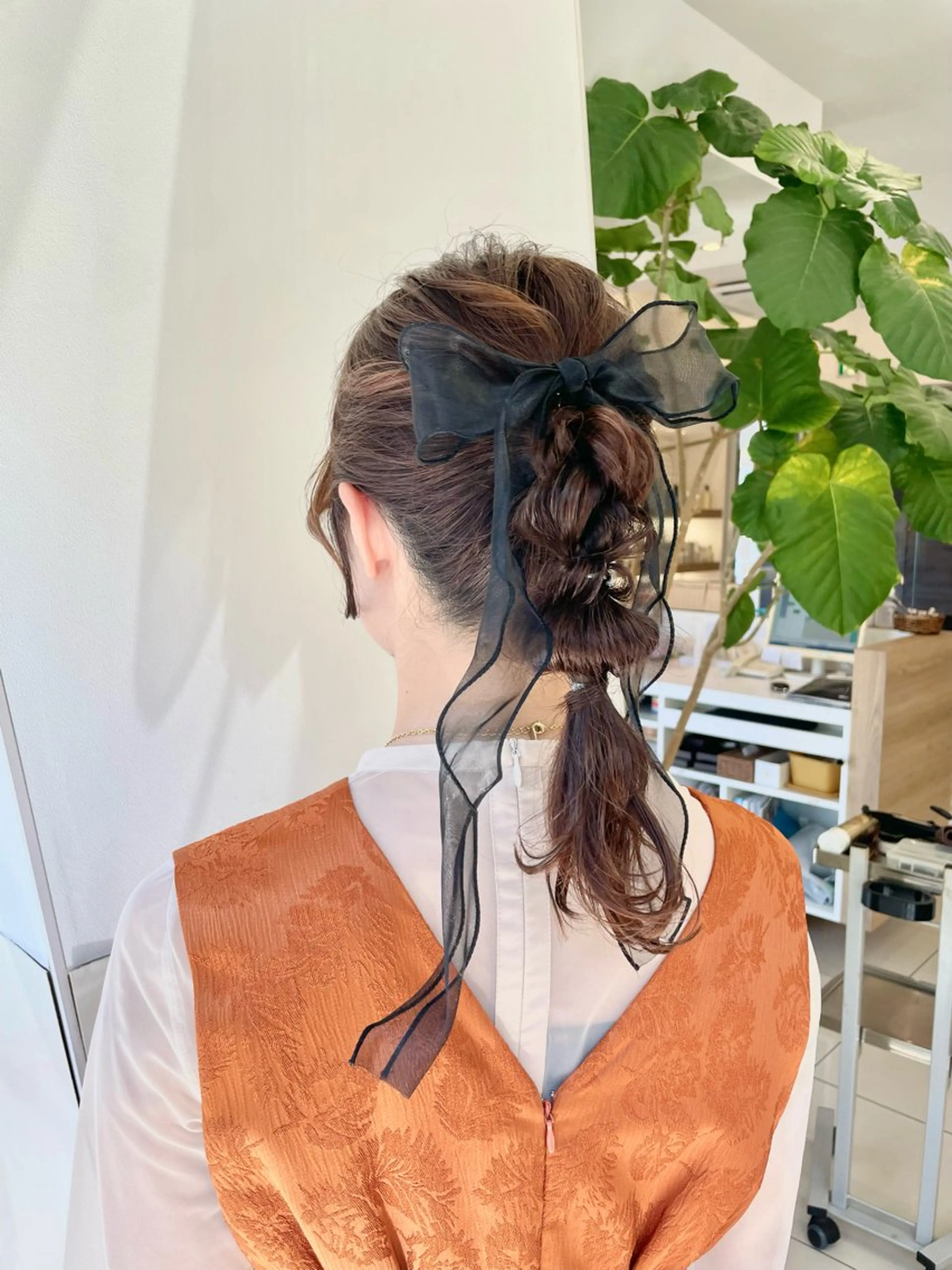 セミロング ヘアセット 鎌倉/アレンジ/暗髪 /髪質改善/ ユキミのヘアスタイル