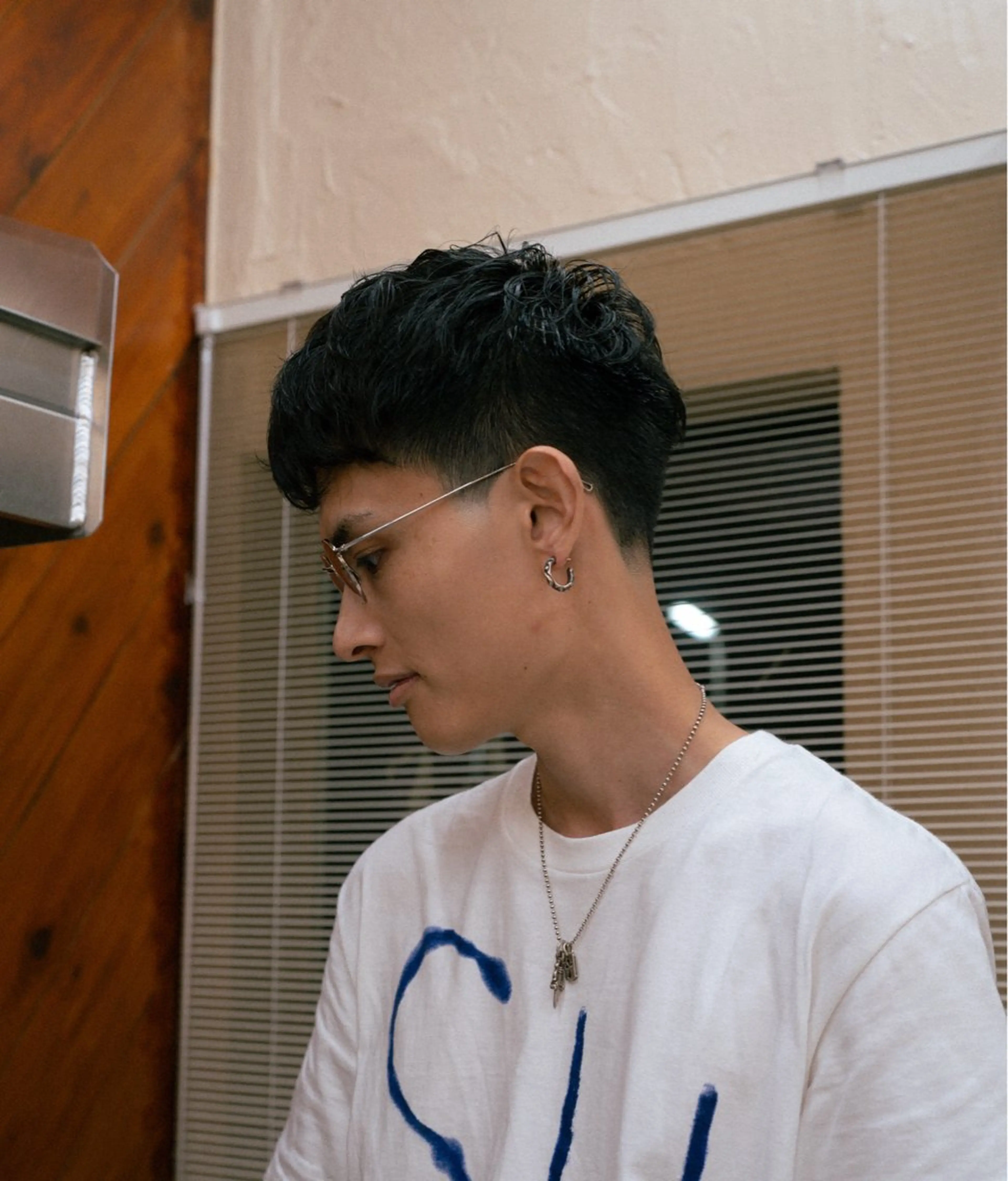 ショート カラー パーマ メンズ フェードカット メンズパーマ カット パーマ 🔗メンズサロン🔗 Kieのヘアスタイル