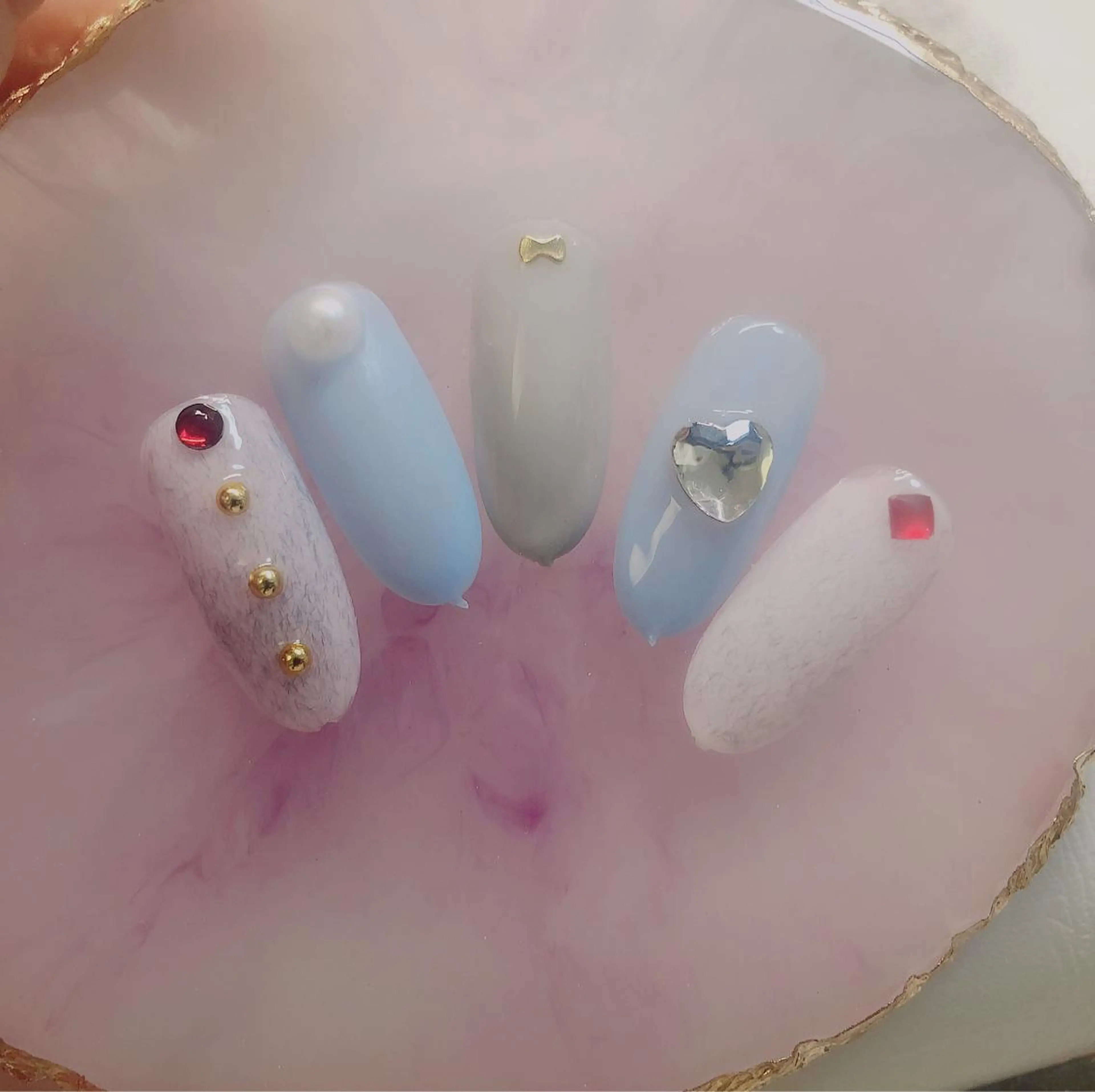 ネイル ハンドネイル ネイルサロンエクラ 🫧Shizukaのネイルデザイン