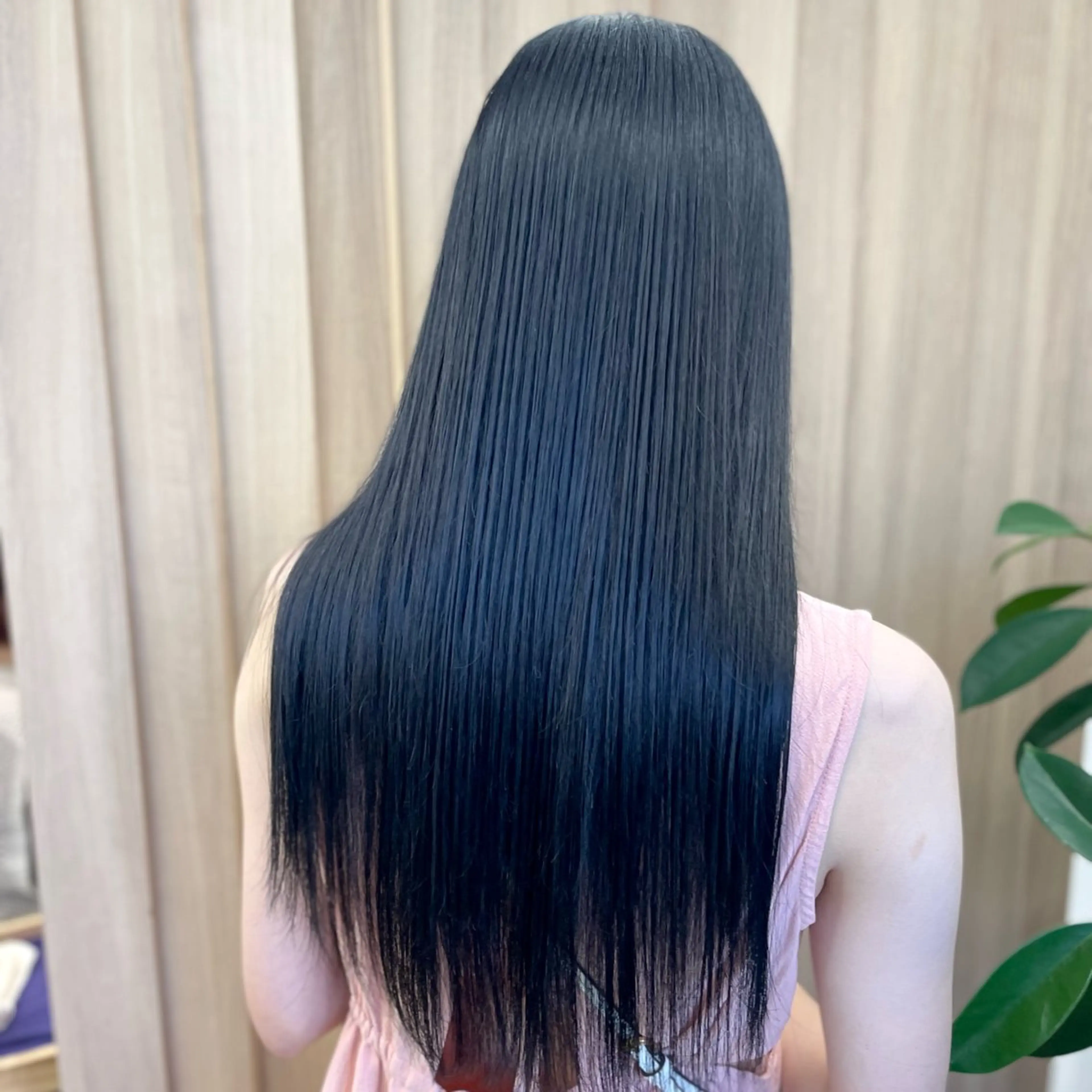 ロング カラー ヘアカラー トリートメント 肌に馴染む暗髪 梅田・増田のヘアスタイル