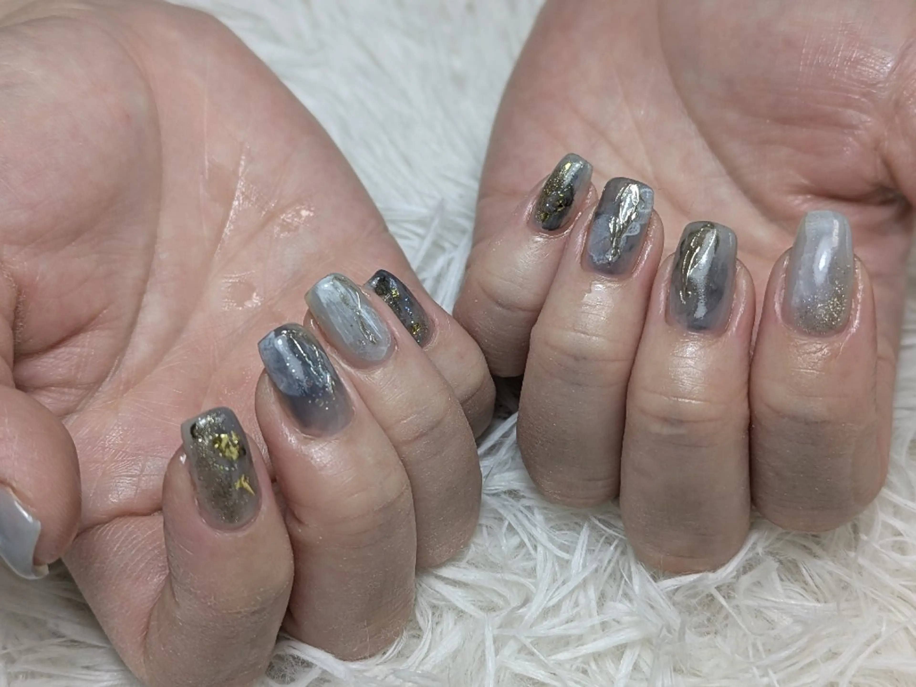 ミディアム ハンドネイル Nailspeace Omalyのネイルデザイン