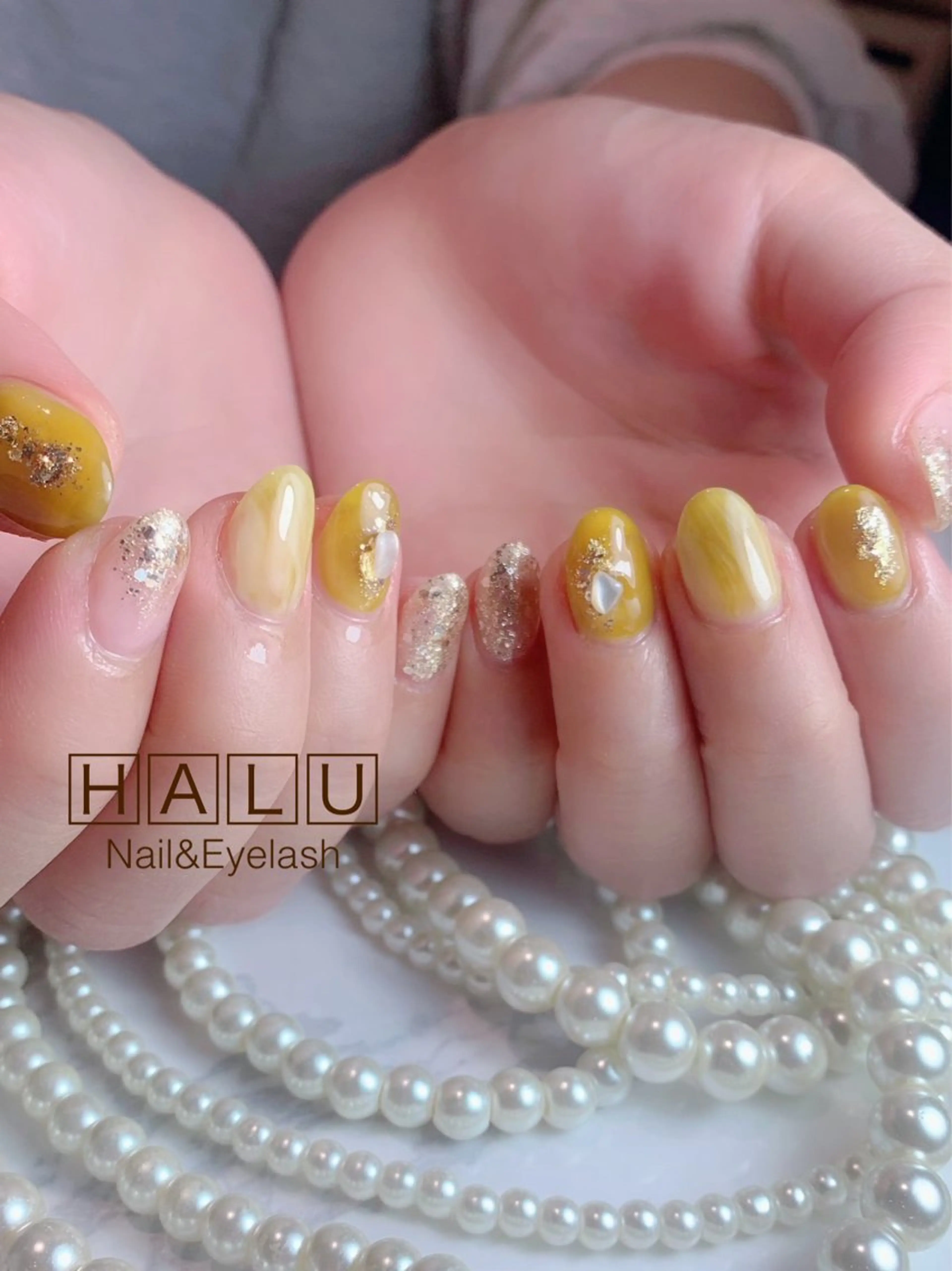 ネイル ゴールド 黄色 HALU ハルのネイルデザイン