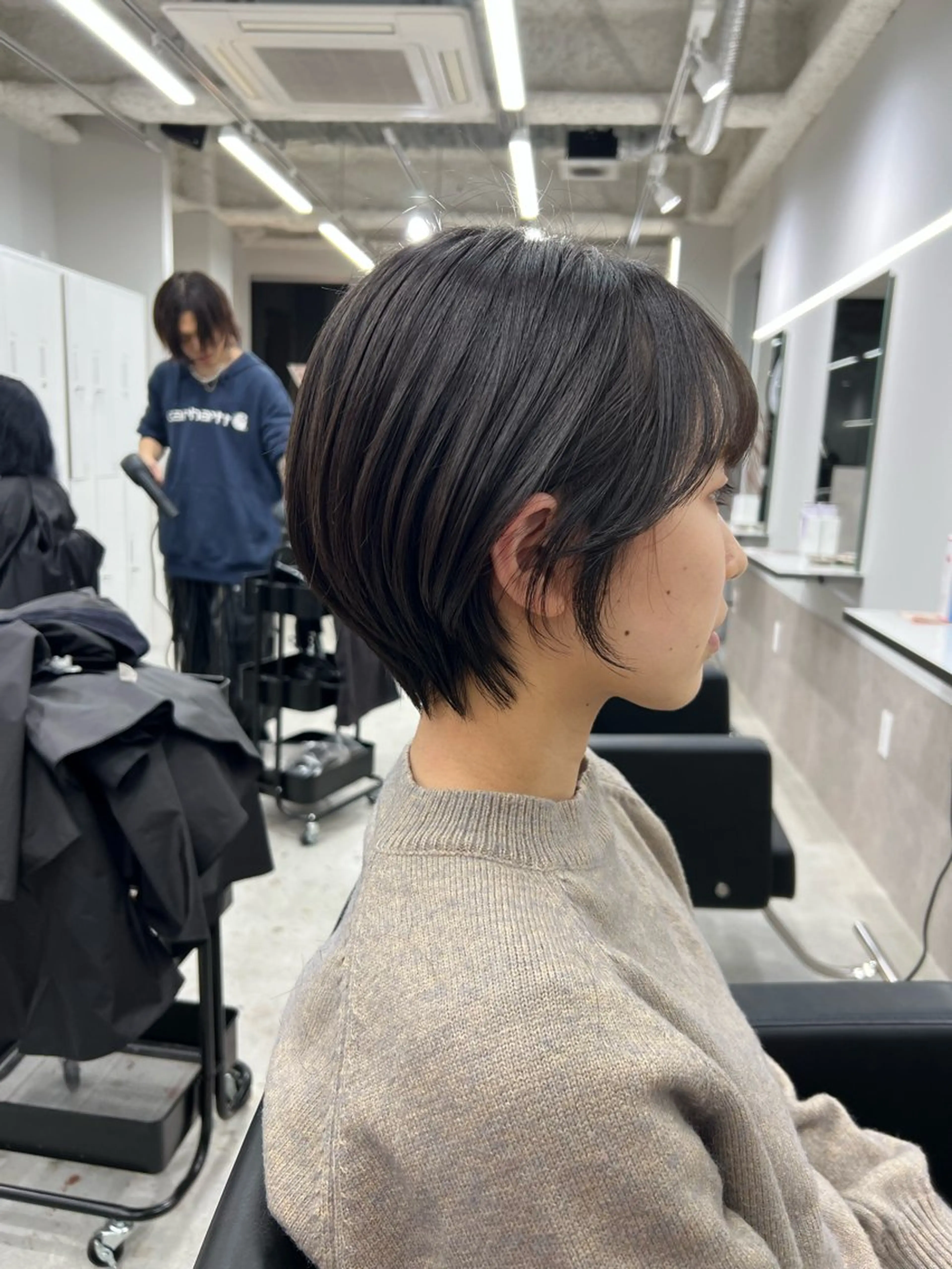 ショート maya レイヤーカットのヘアスタイル