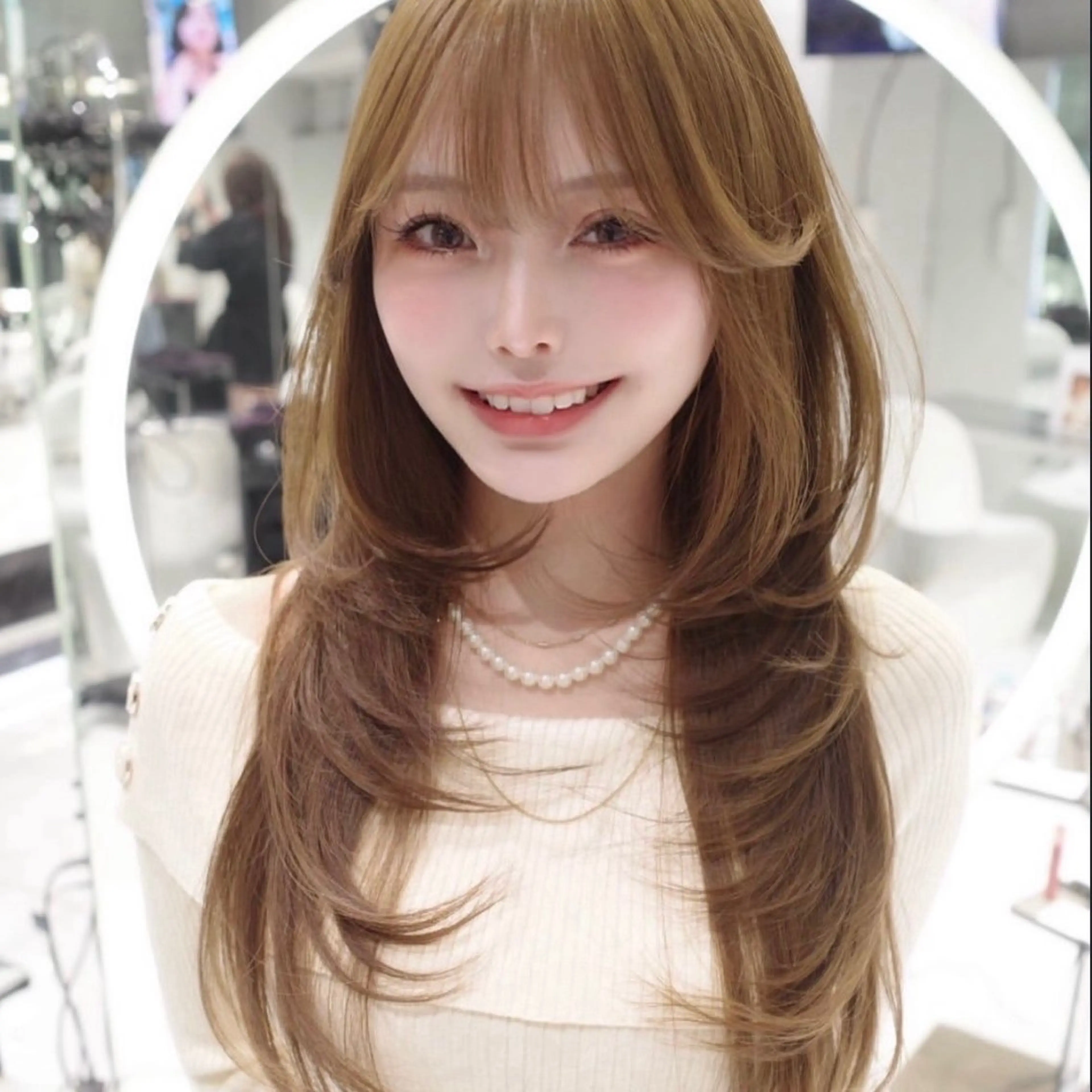 ロング くびれヘア 顔周りカット ハイレイヤー 韓国風ヘア レイヤーカット カット がわ/ハイレイヤー /ハイトーンカラーのヘアスタイル