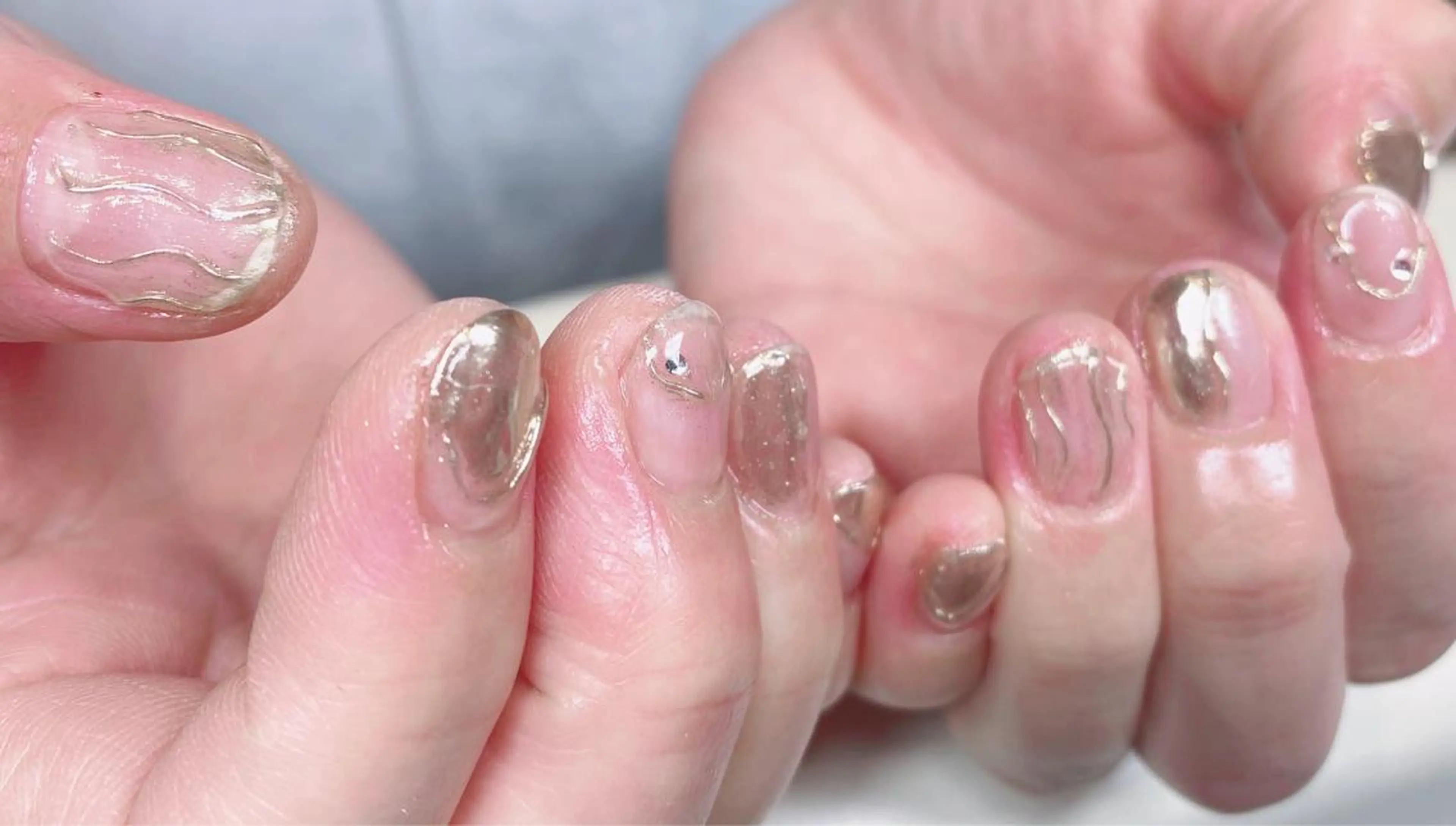 ネイル MYU Nails所属・ニュアンスネイル🌈 MYU Nailsのネイルデザイン