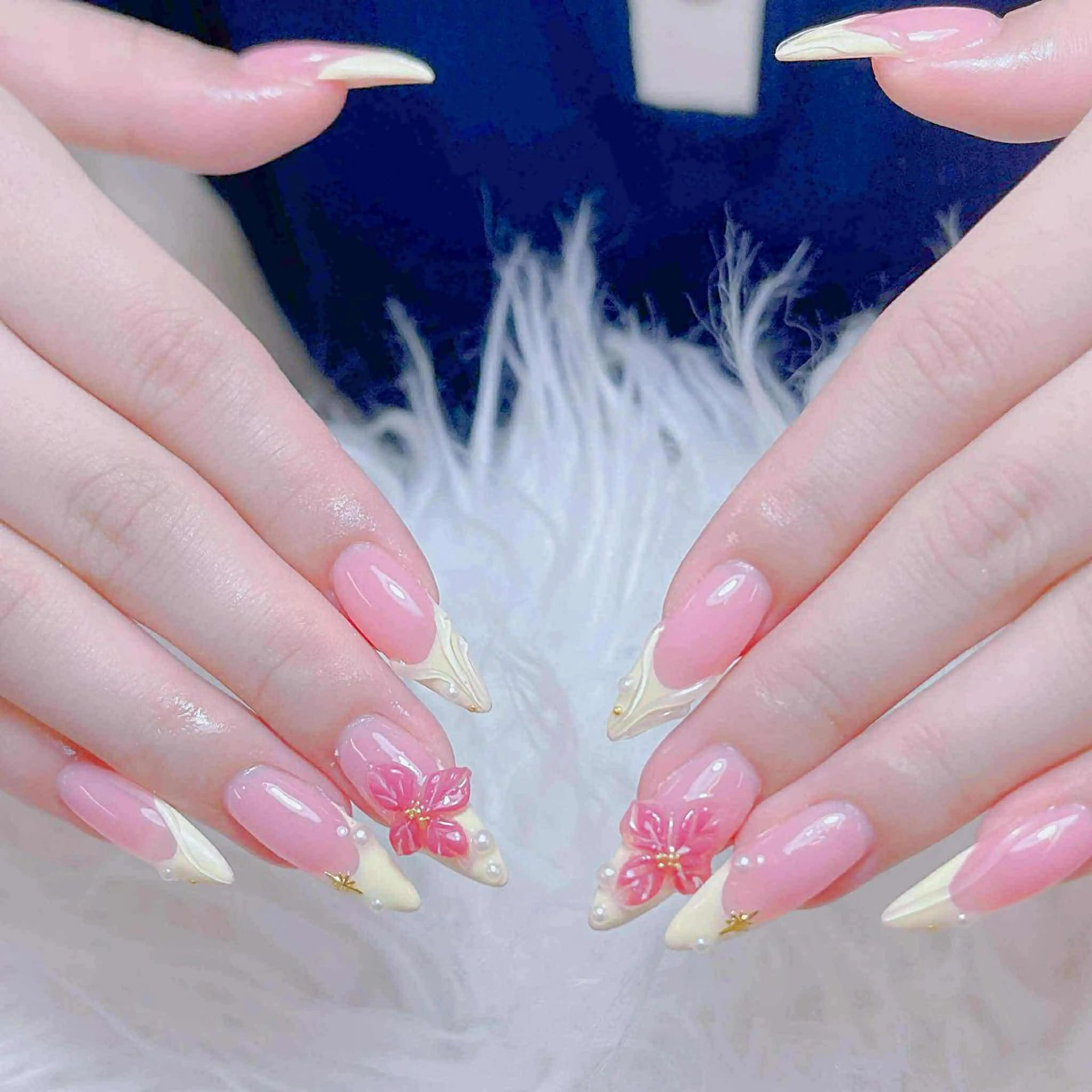 ネイル チークネイル 長さ出し フットネイル マグネットネイル 持ち込み ハンドネイル ANH NAIL ゴテゴテ専門店💎のネイルデザイン