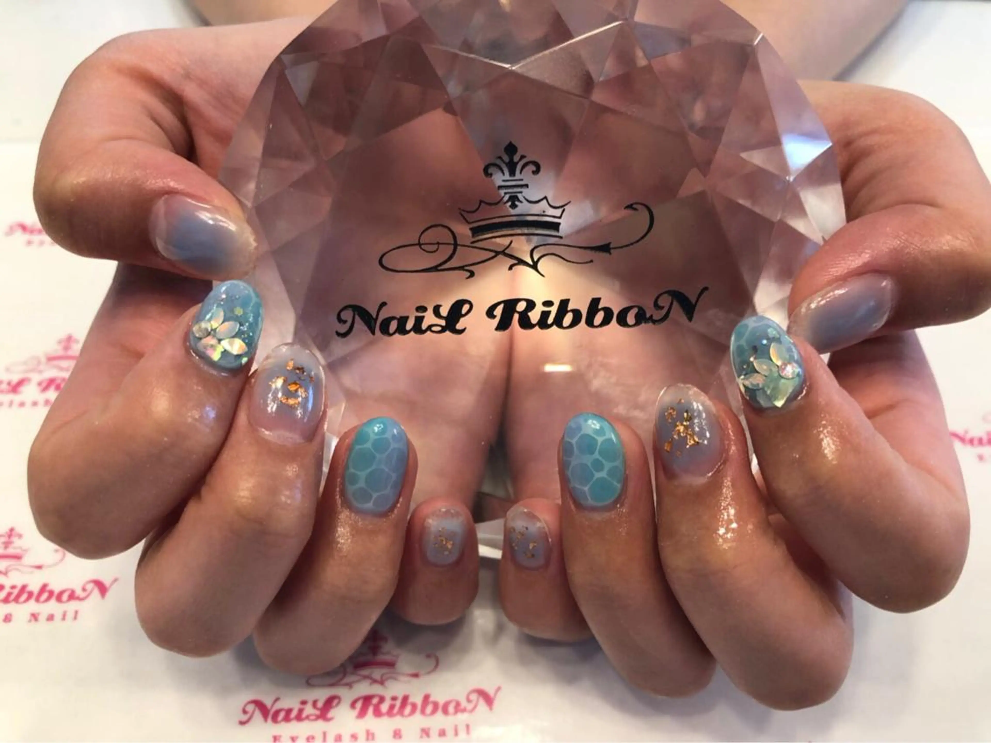 ネイル 春ネイル ネイルリボン 受付スタッフのネイルデザイン