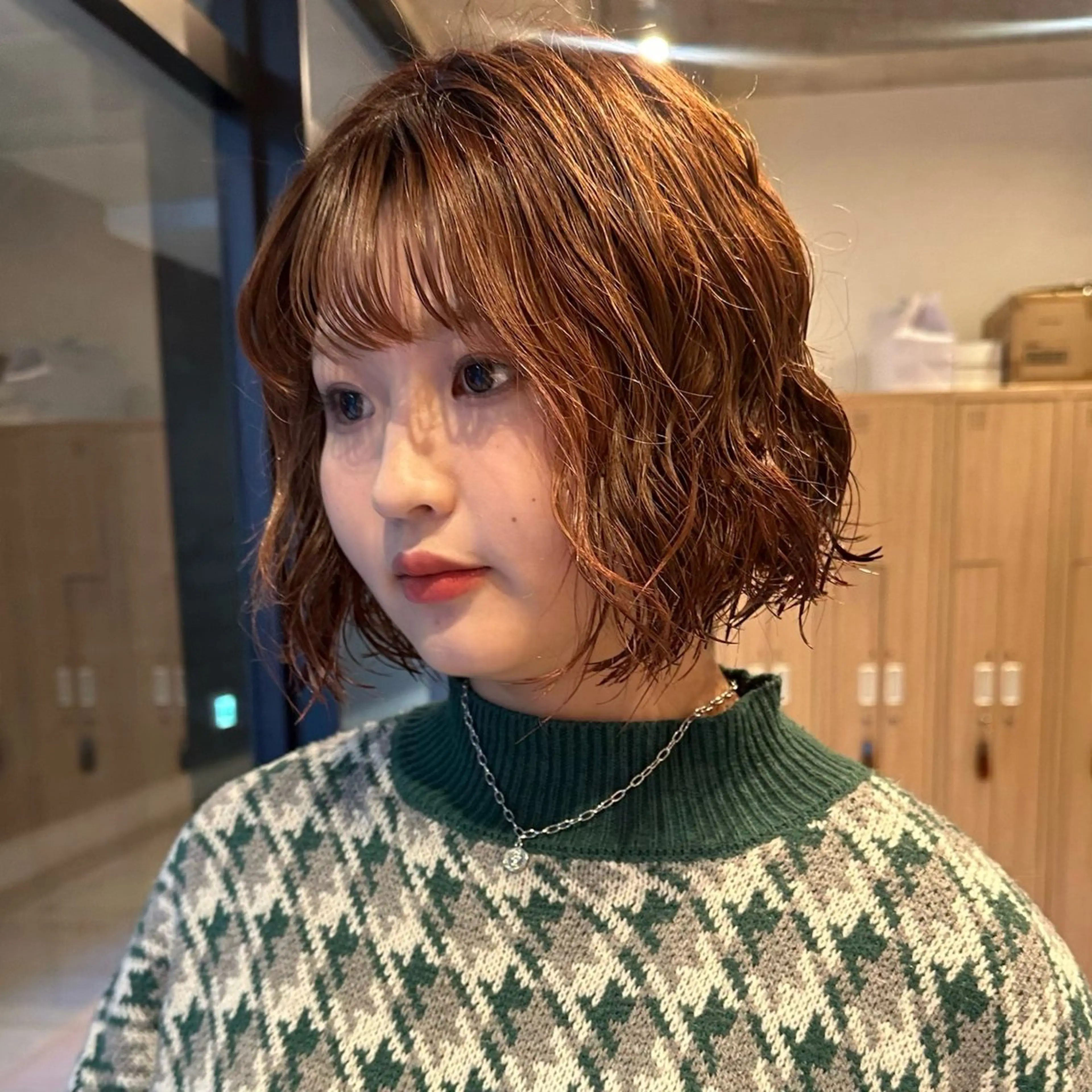 ショート カラー パーマ ベージュカラー オレンジ オレンジベージュ ボブ ボブ/レイヤー/ニュ アンスパーマ/小夏のヘアスタイル