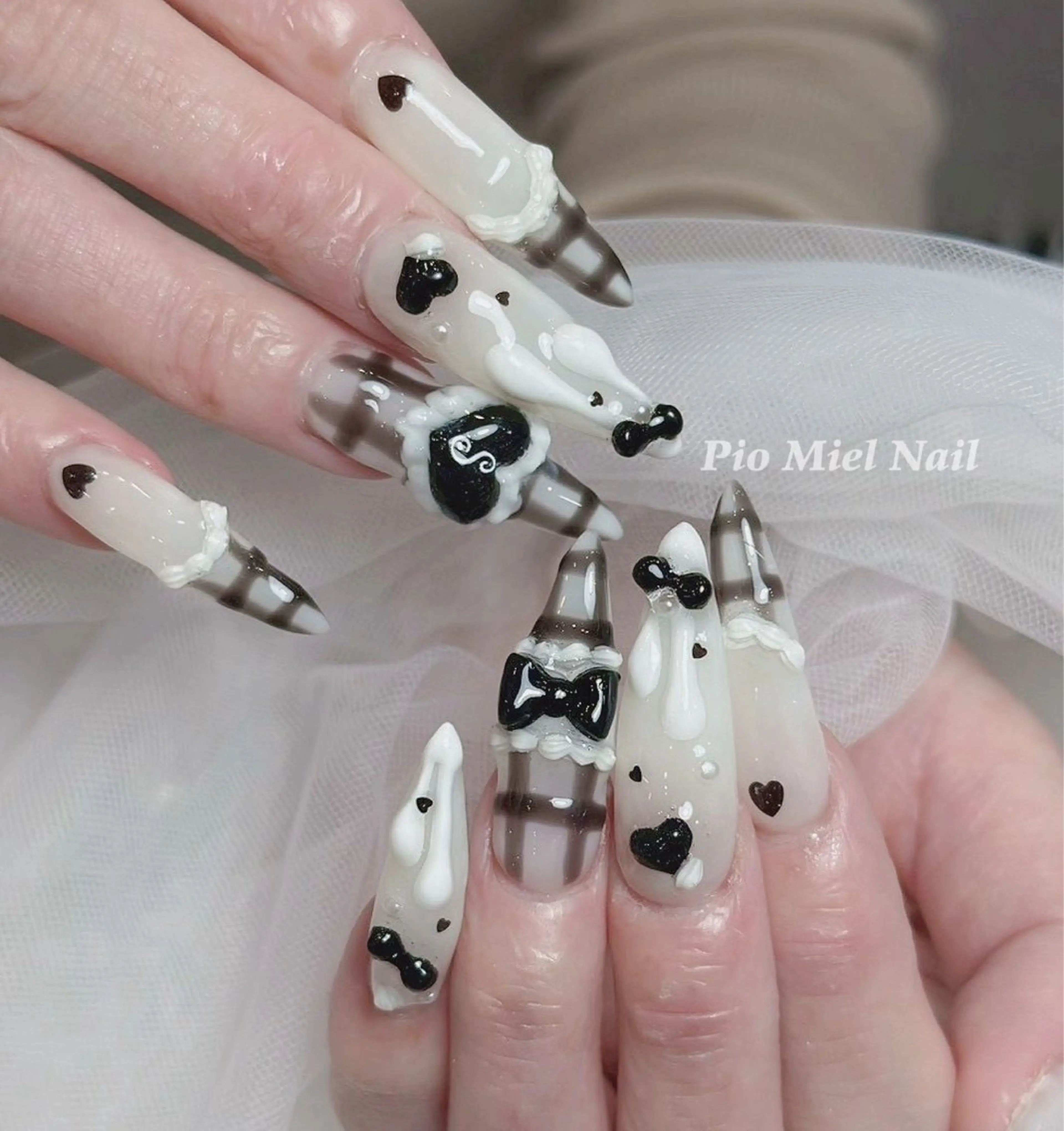 ネイル Pio Mielのネイルデザイン