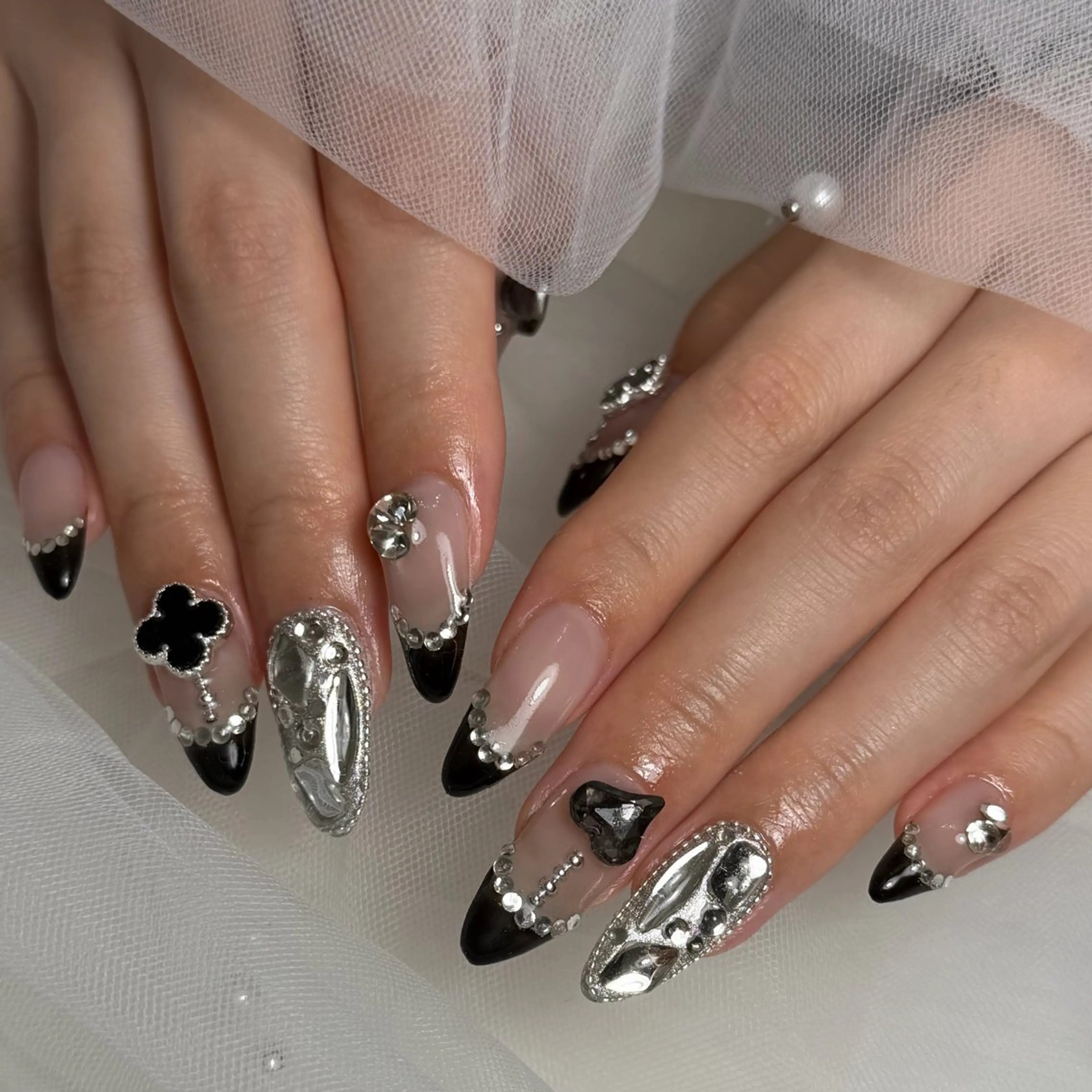 ネイル mieux所属・Saki / 学芸大学のネイルデザイン