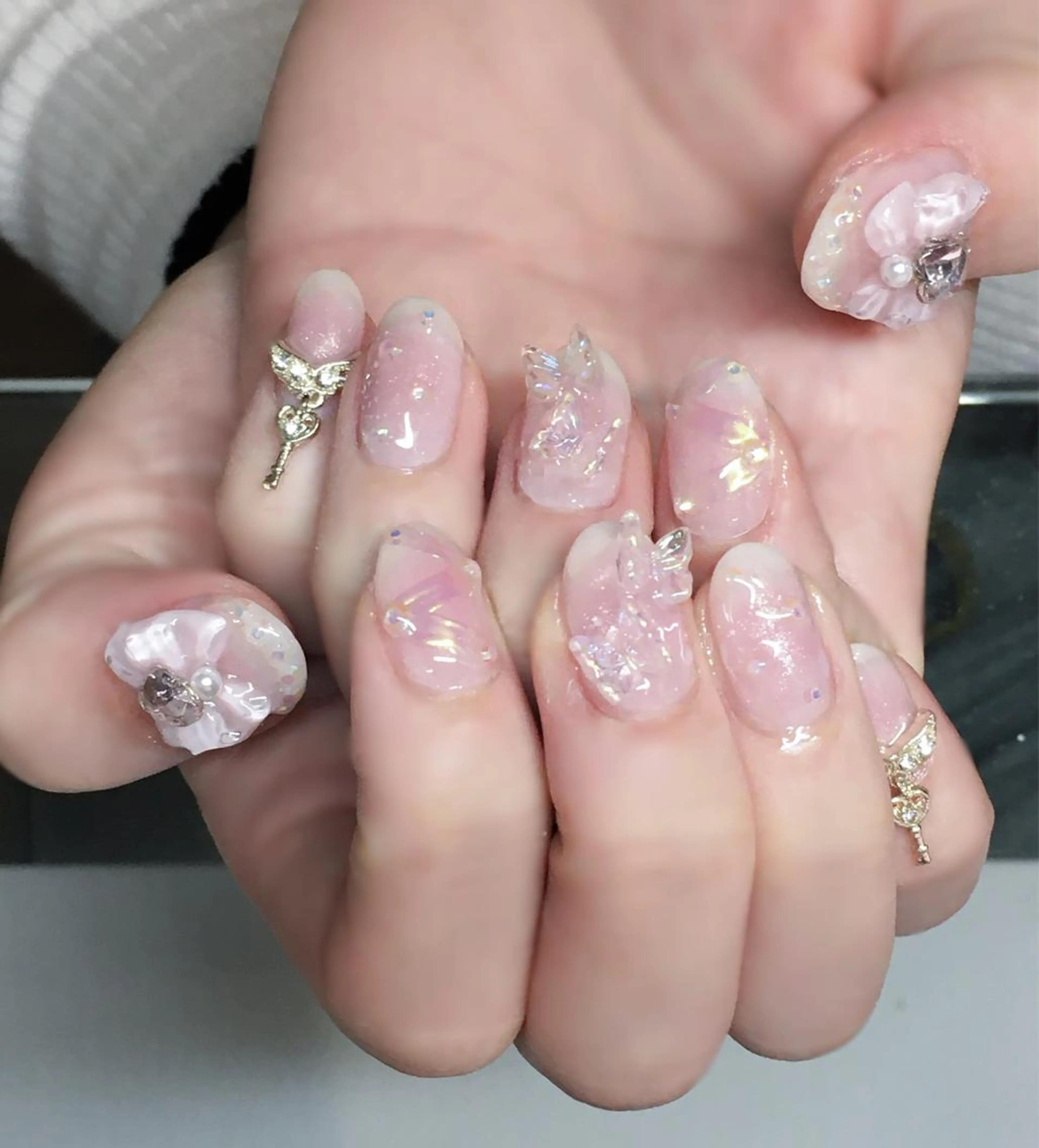 ネイル オーロラネイル チークネイル ジェルネイル キラキラネイル 韓国ネイル Nyanco Nailのネイルデザイン